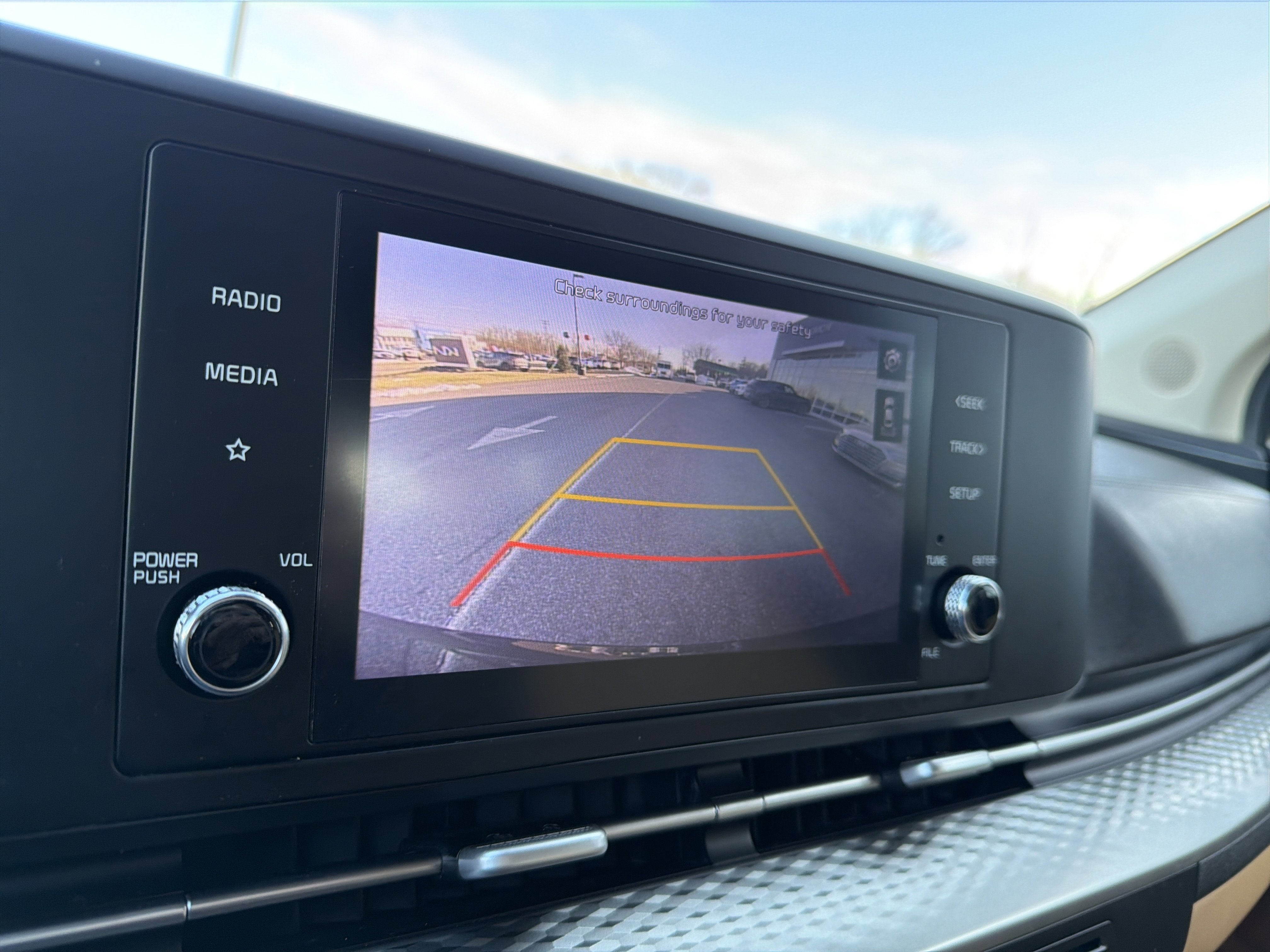 2022 Kia Carnival LXS