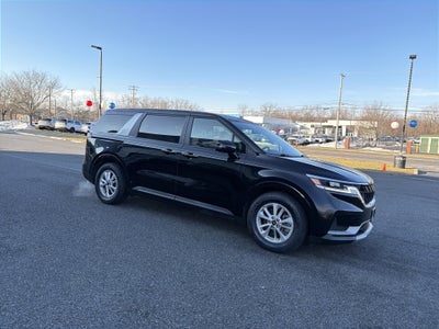 2022 Kia Carnival LXS
