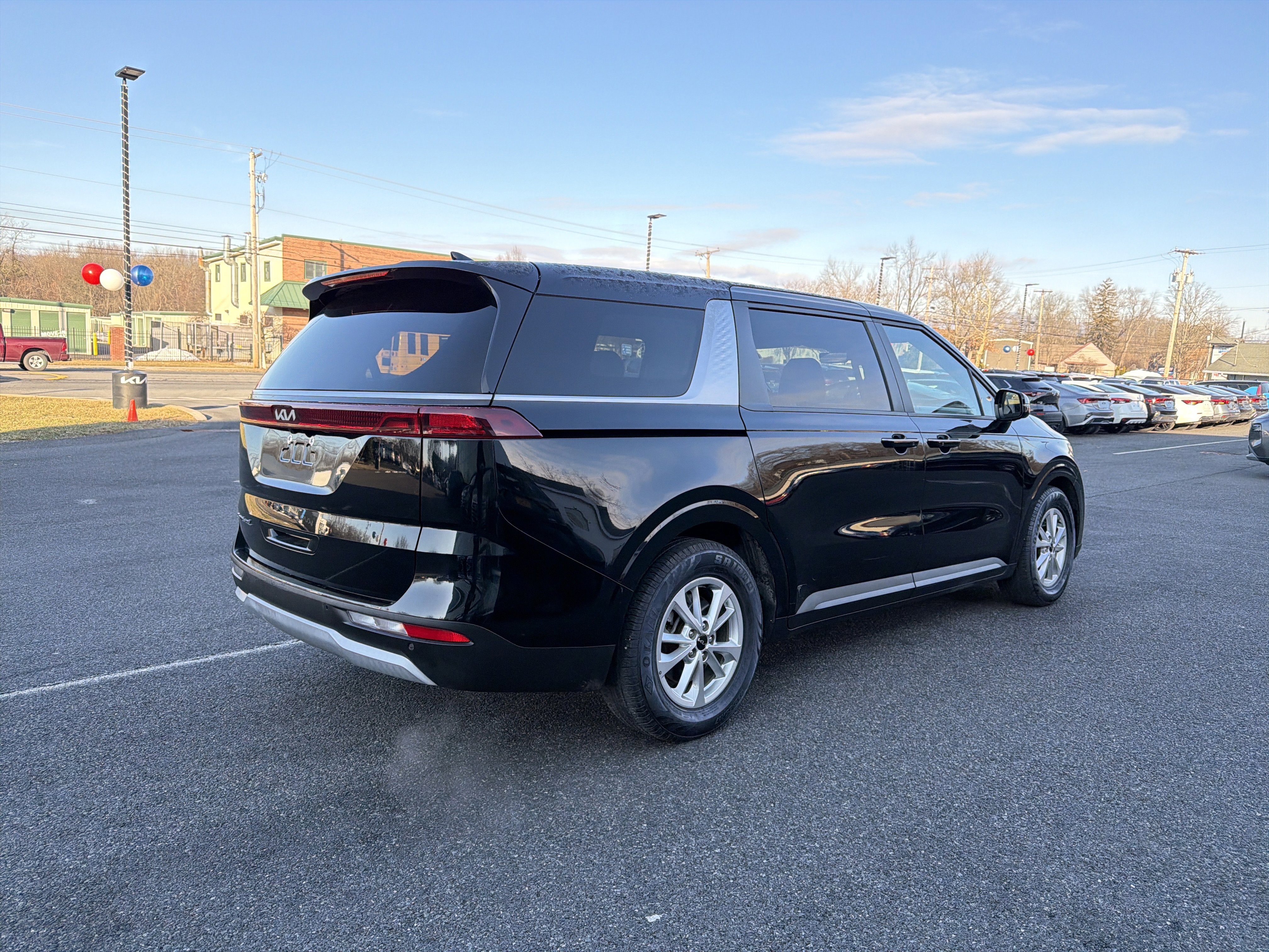 2022 Kia Carnival LXS