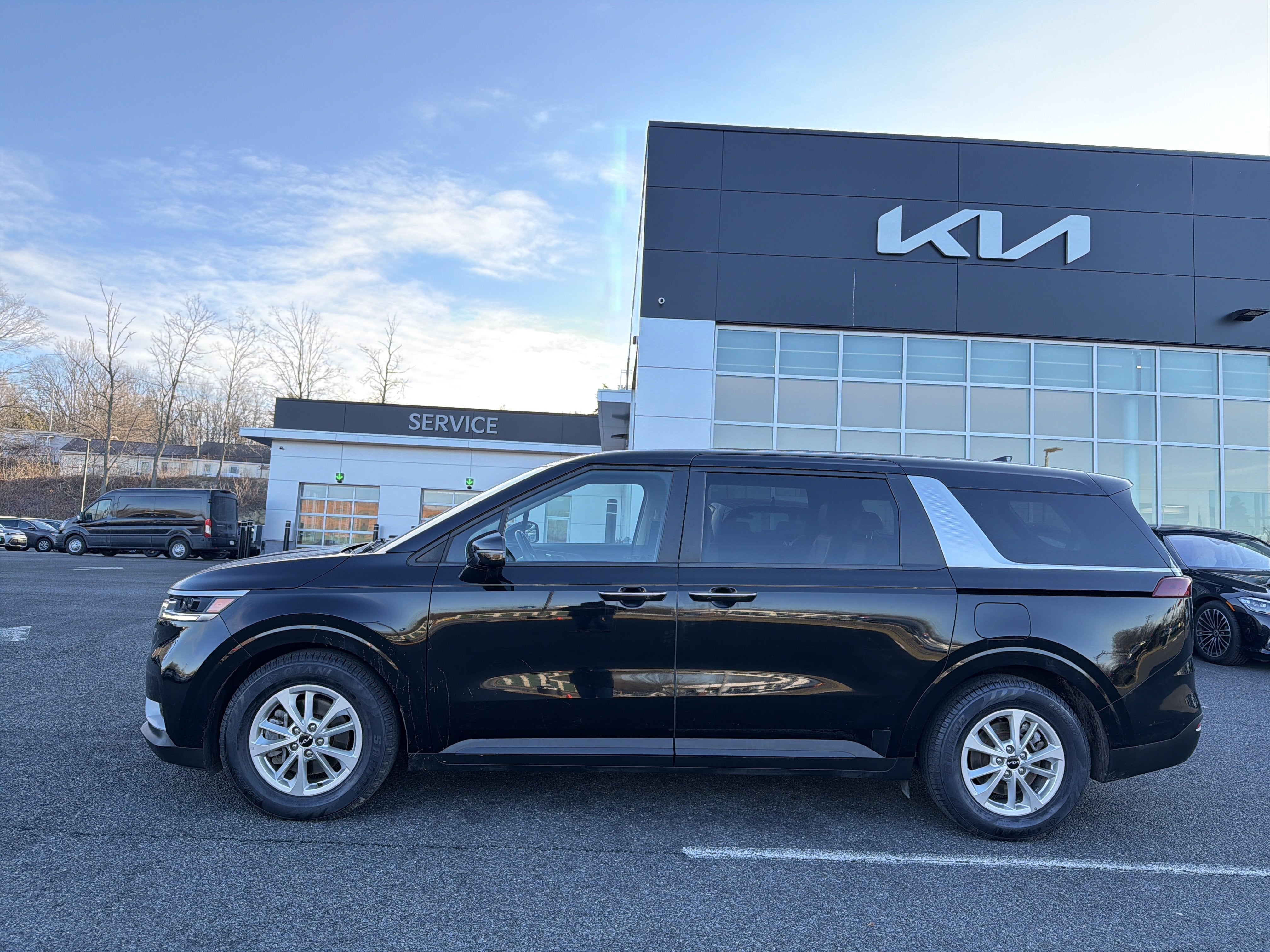 2022 Kia Carnival LXS