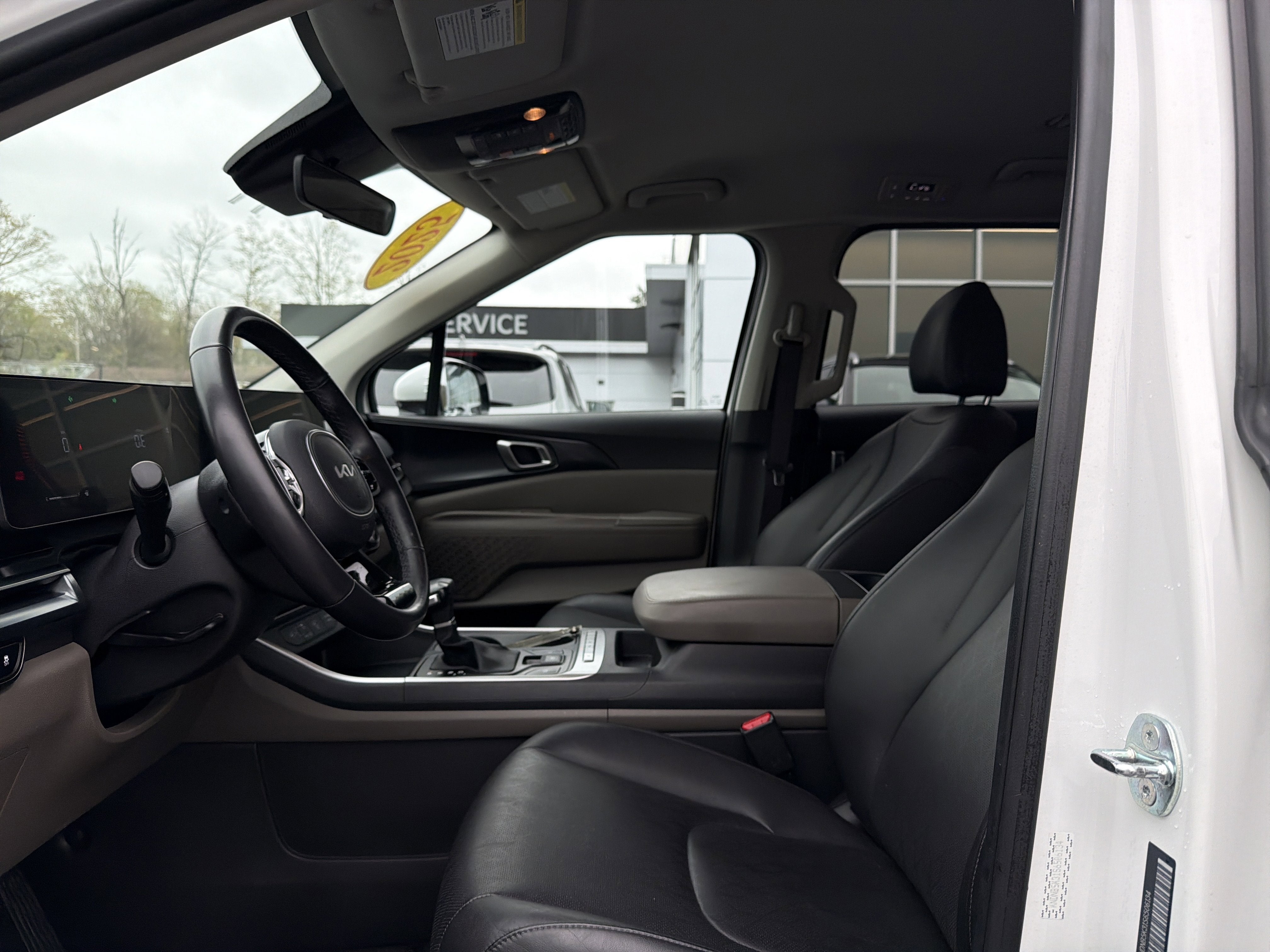 2025 Kia Carnival LXS