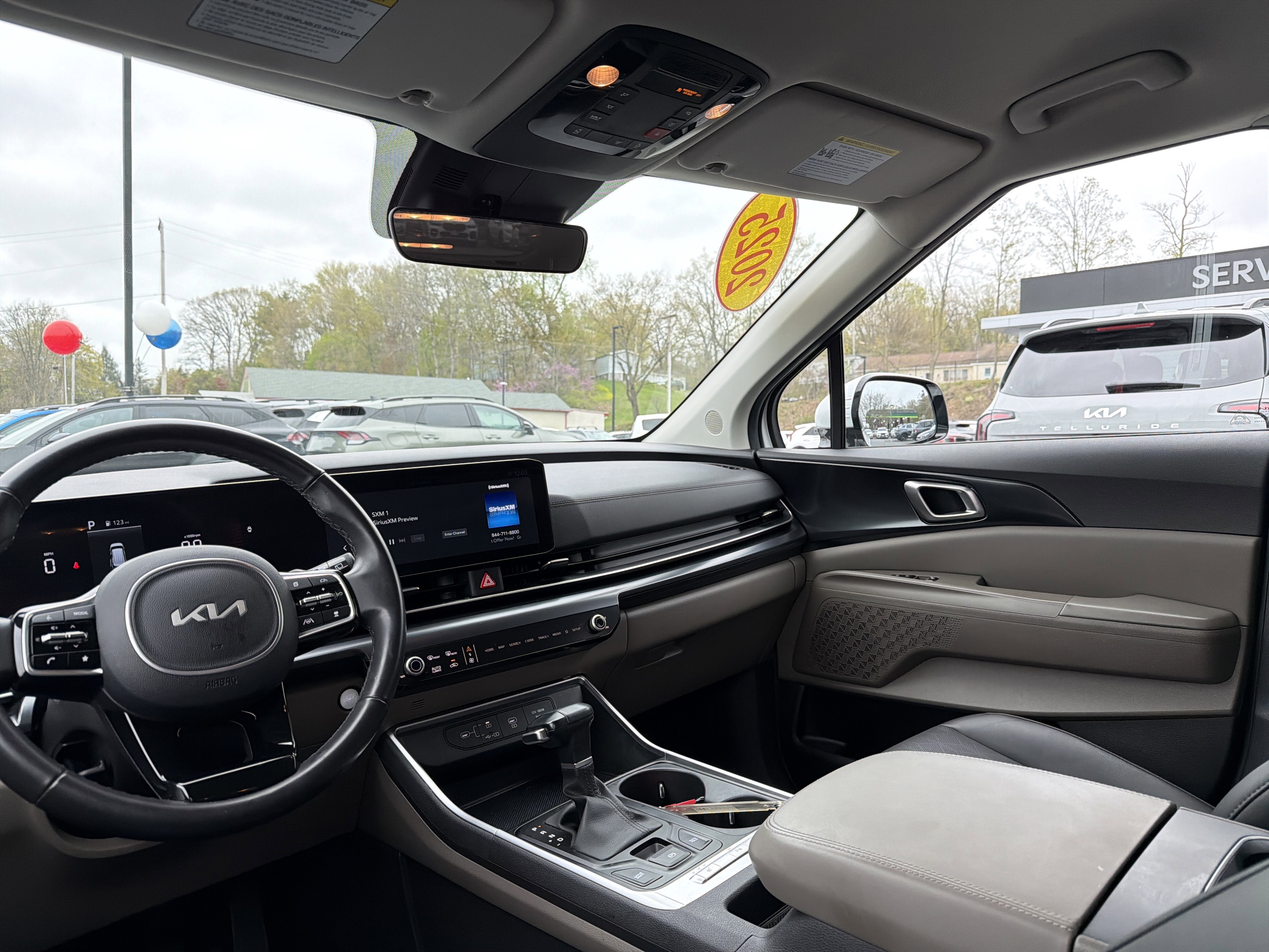 2025 Kia Carnival LXS