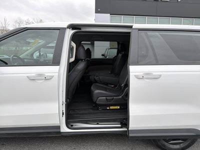 2025 Kia Carnival LXS