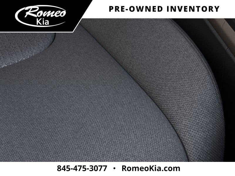 2026 Kia Carnival LX