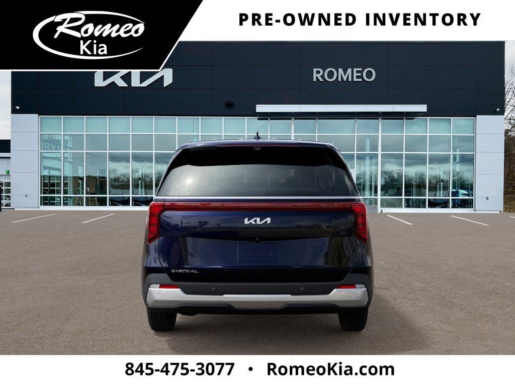 2026 Kia Carnival LX