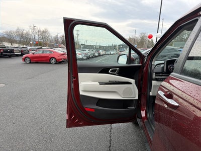 2024 Kia Carnival EX