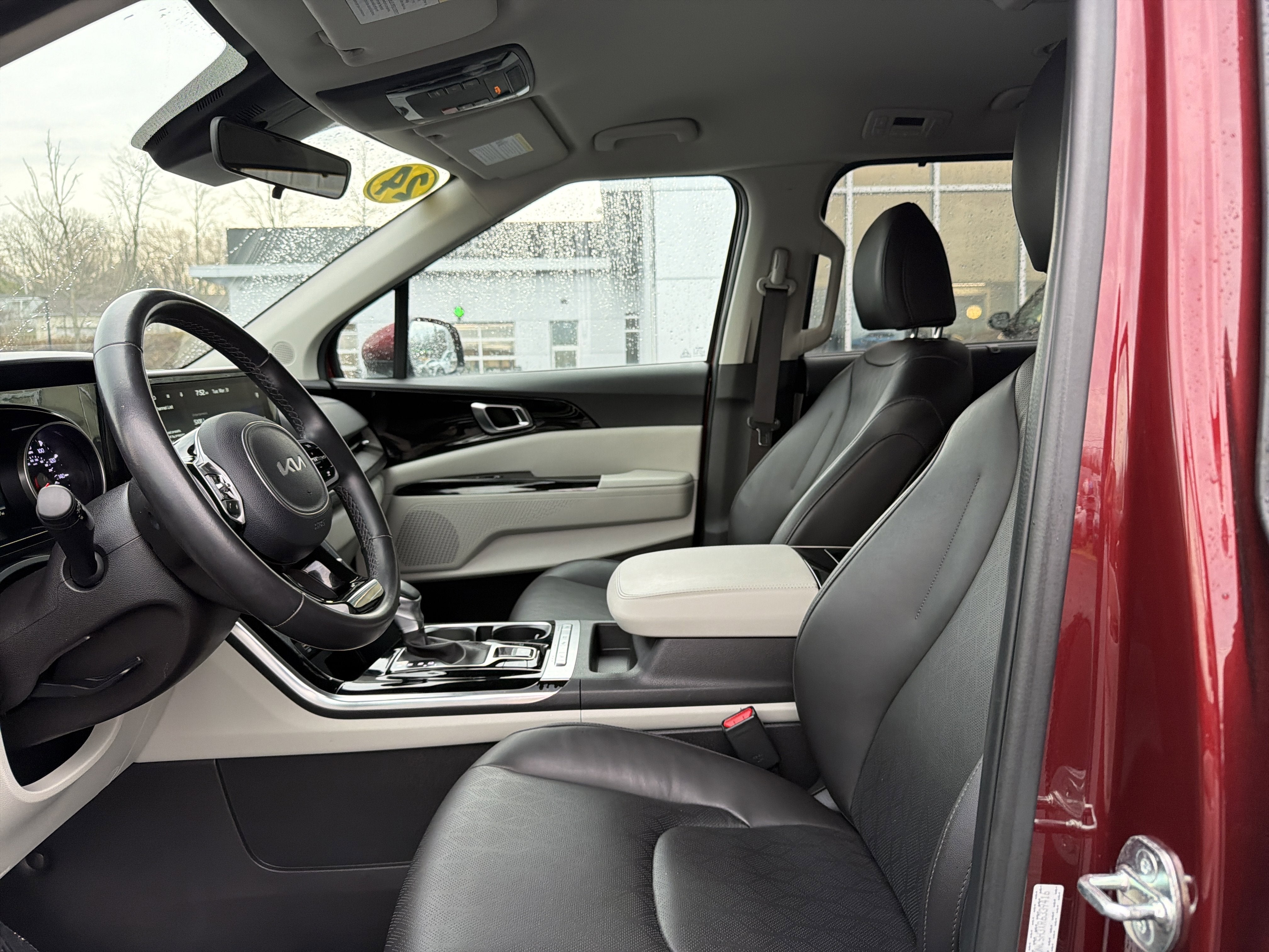 2024 Kia Carnival EX