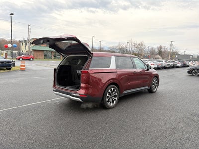 2024 Kia Carnival EX