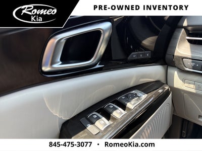 2024 Kia Carnival SX