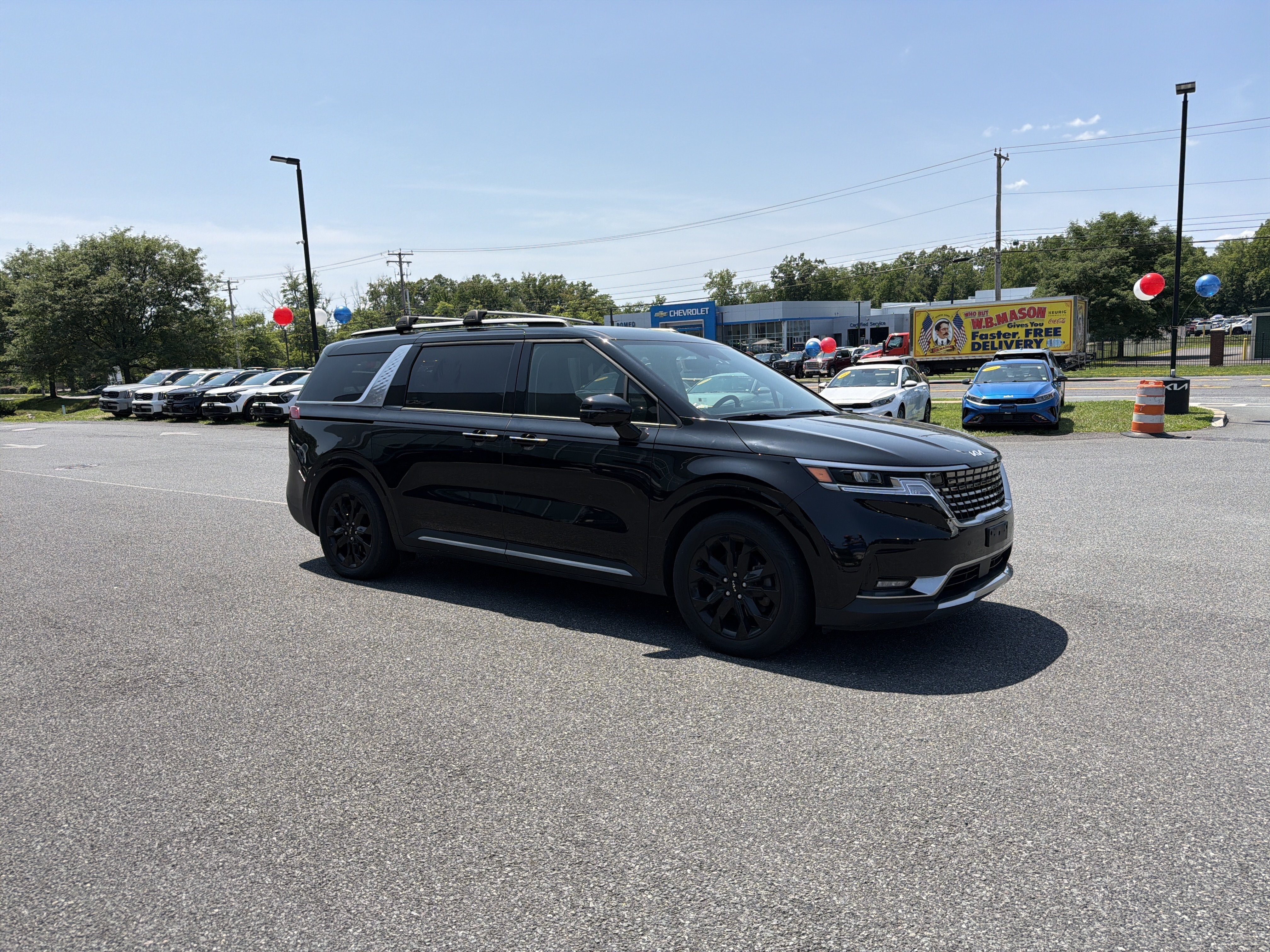 2024 Kia Carnival SX