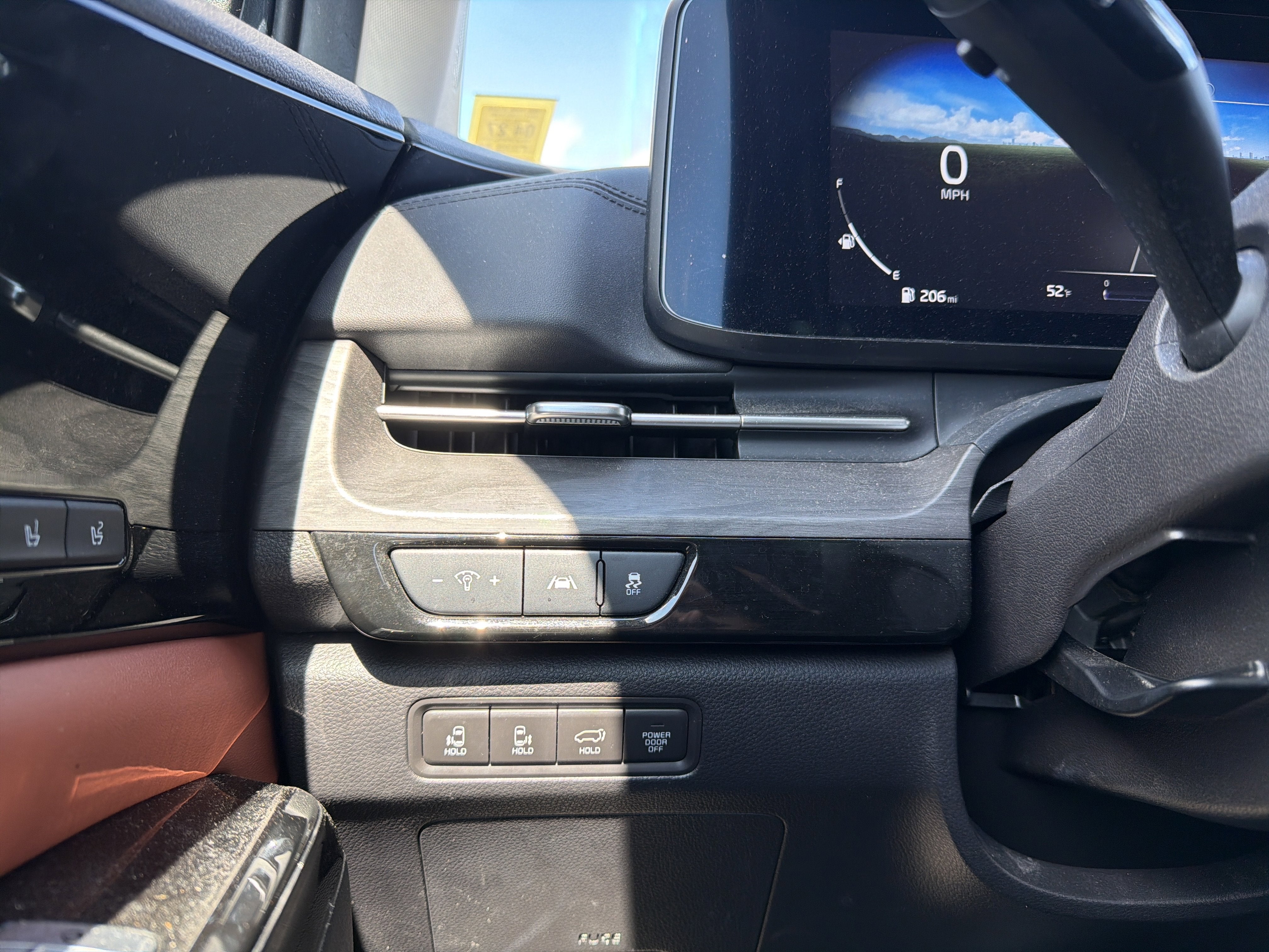 2024 Kia Carnival SX