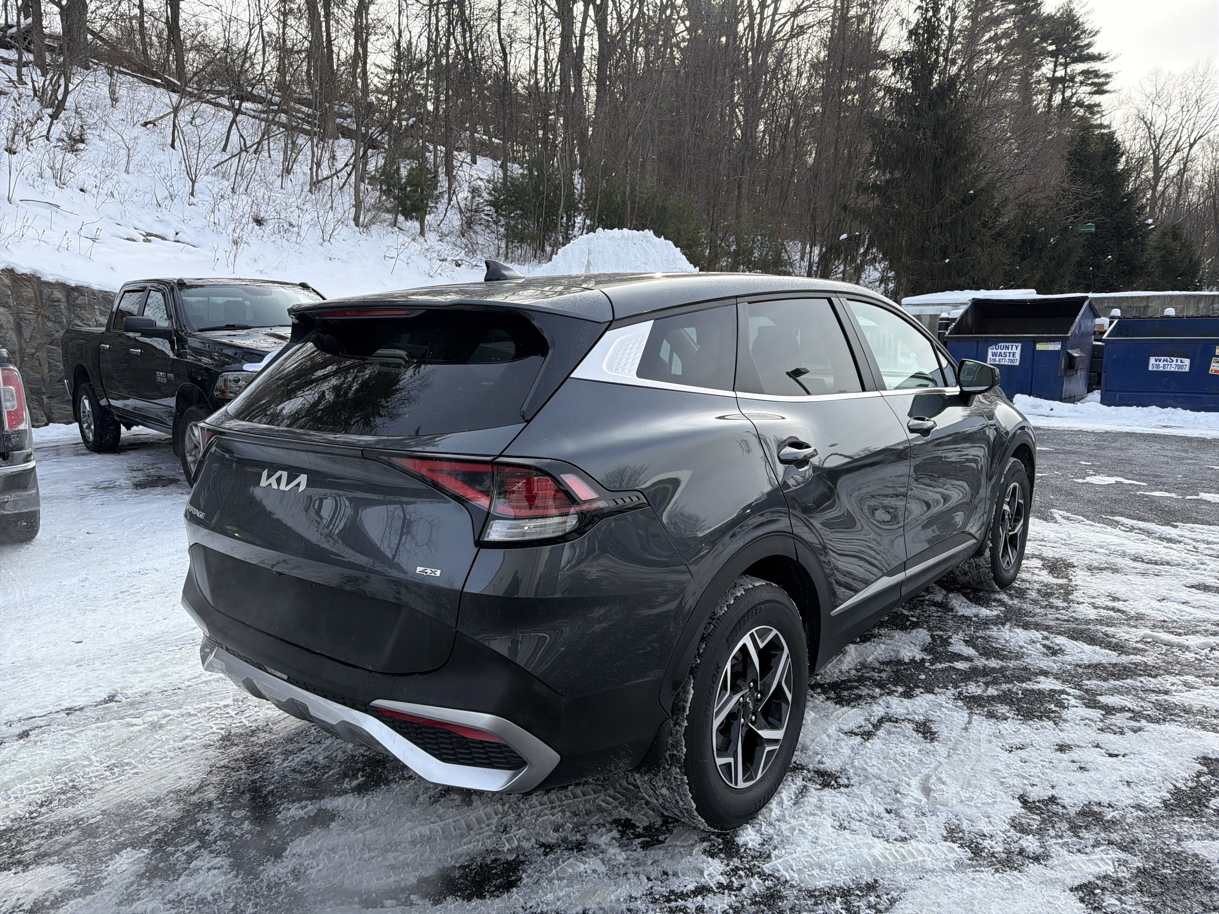 2023 Kia Sportage LX