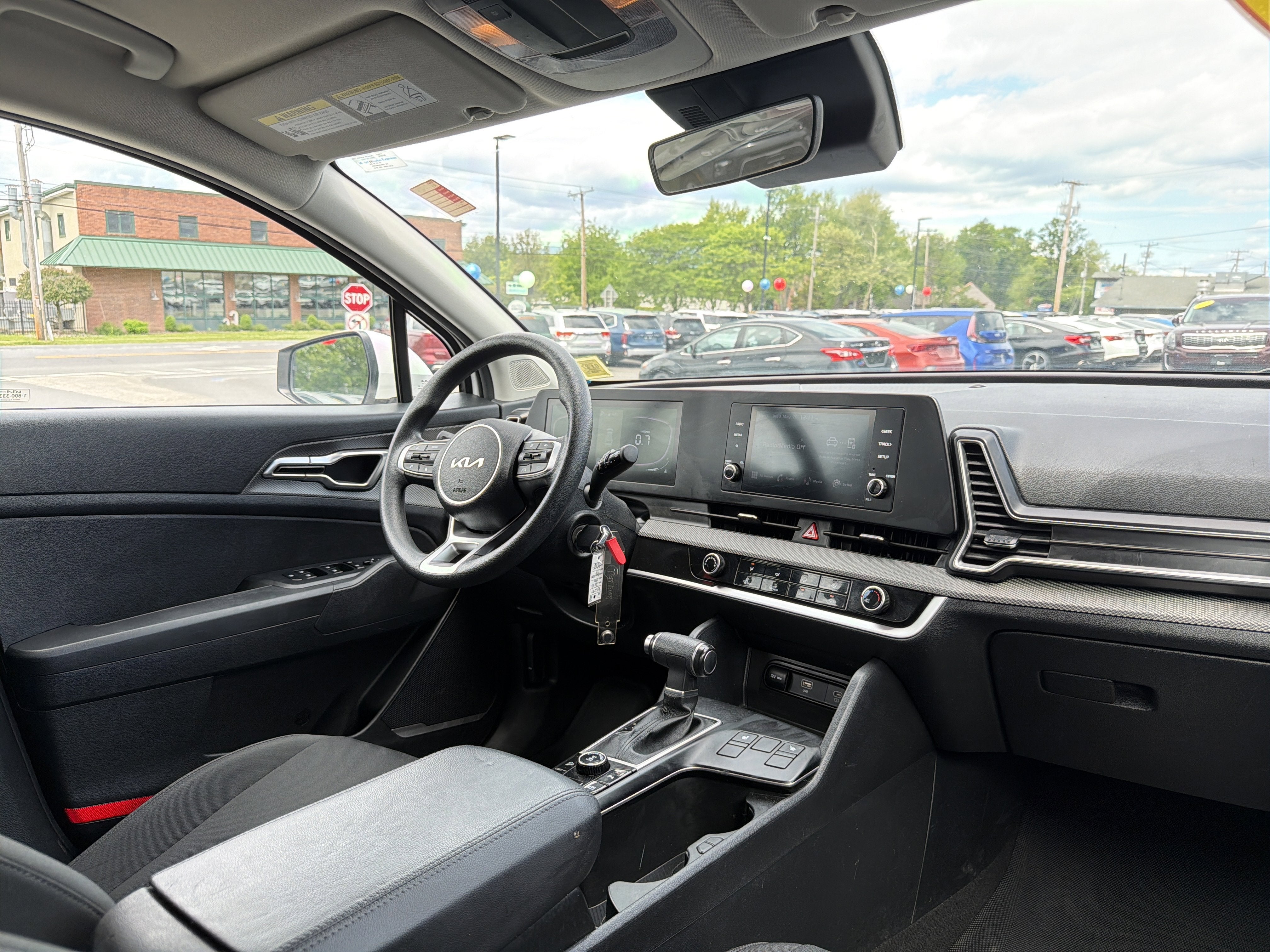2023 Kia Sportage LX
