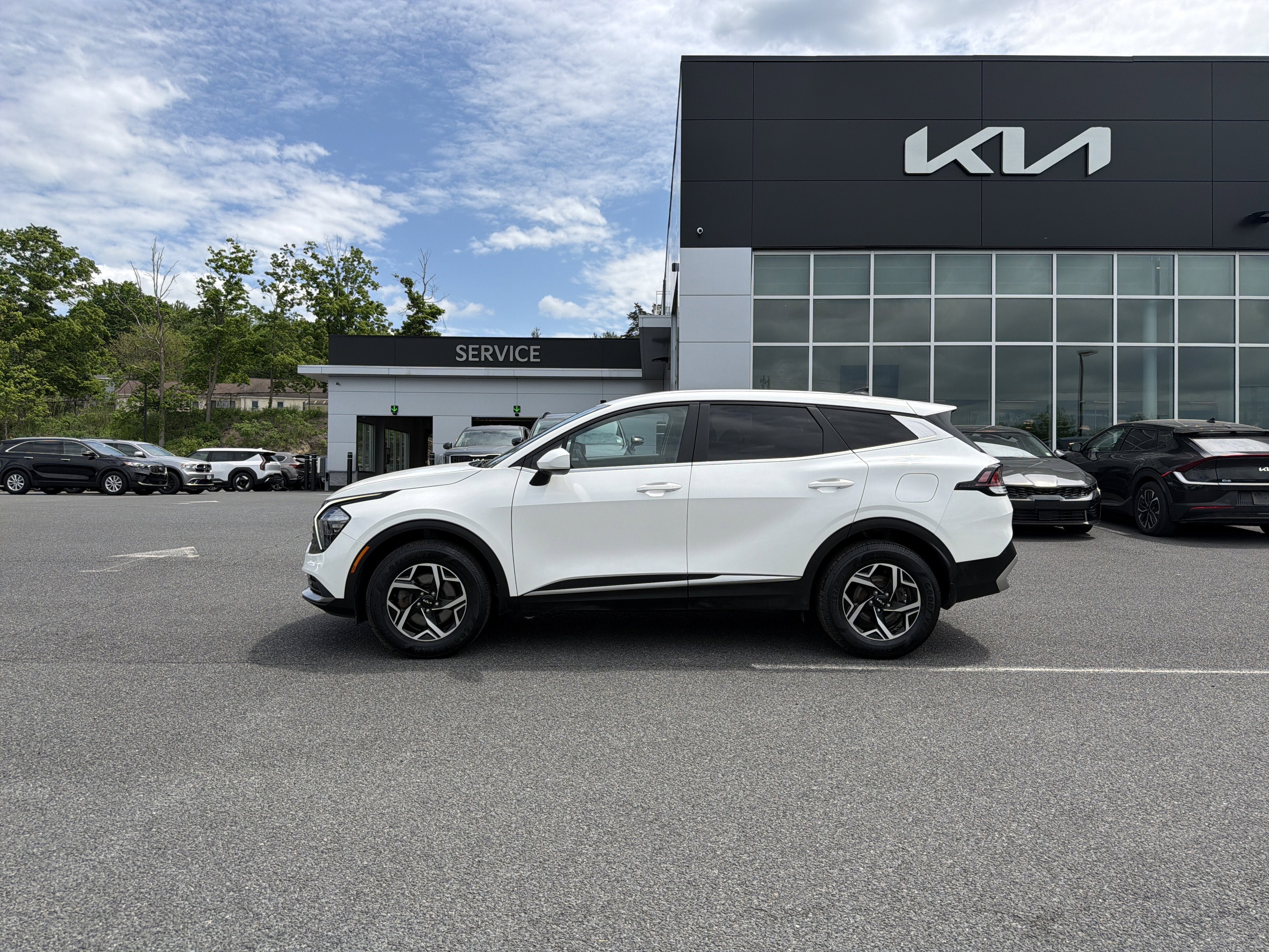 2023 Kia Sportage LX