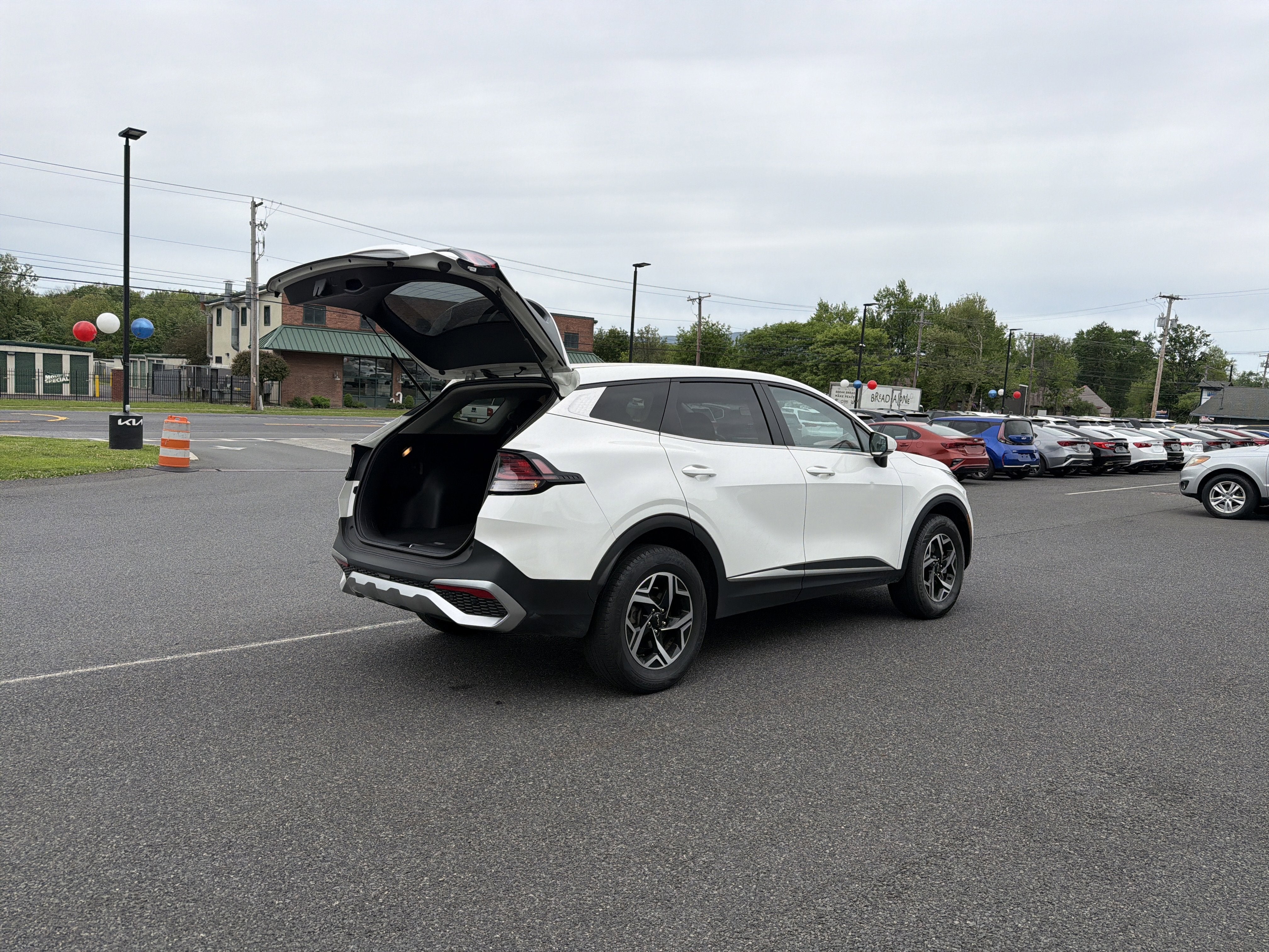 2023 Kia Sportage LX
