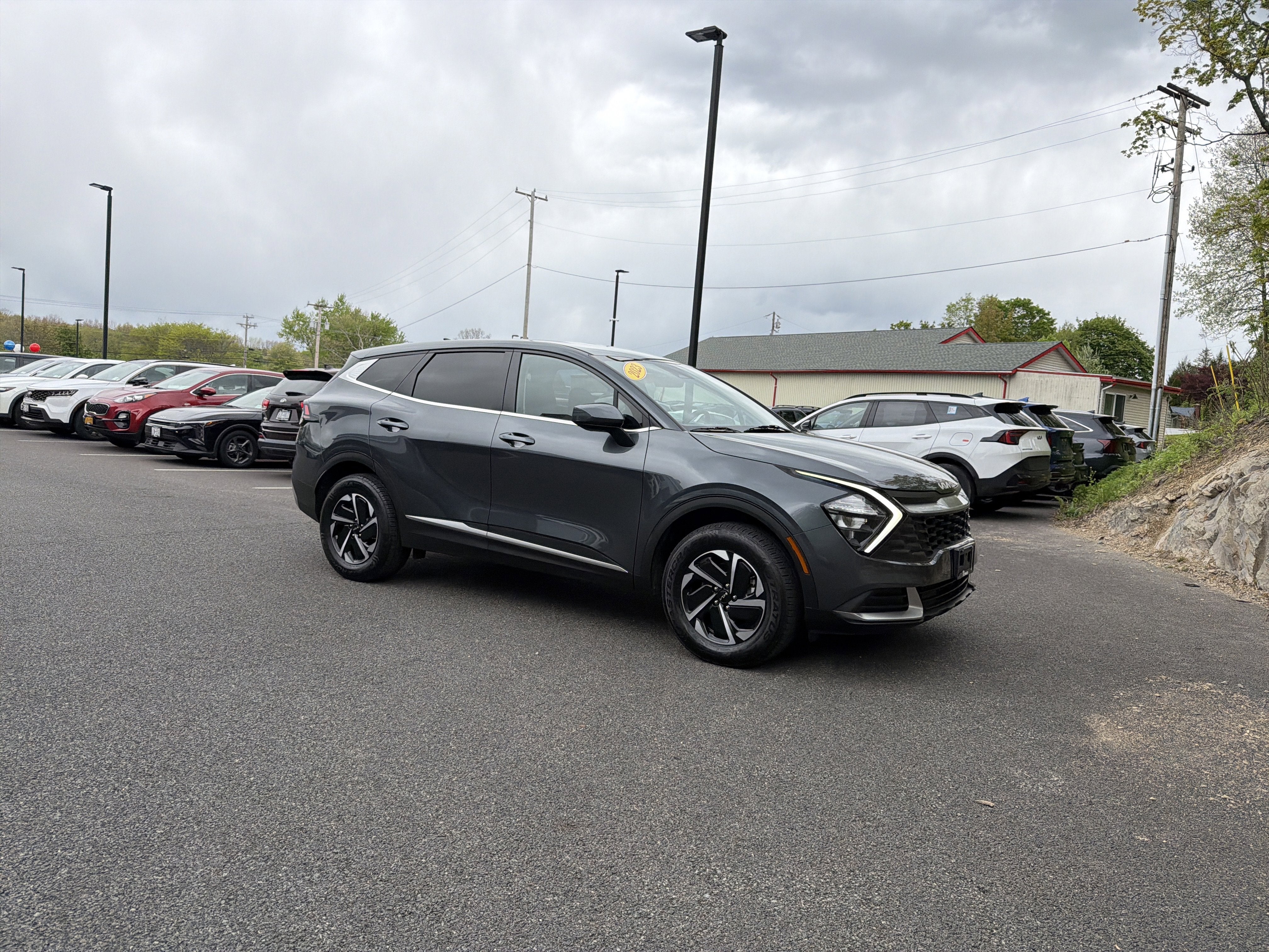 2023 Kia Sportage Hybrid LX