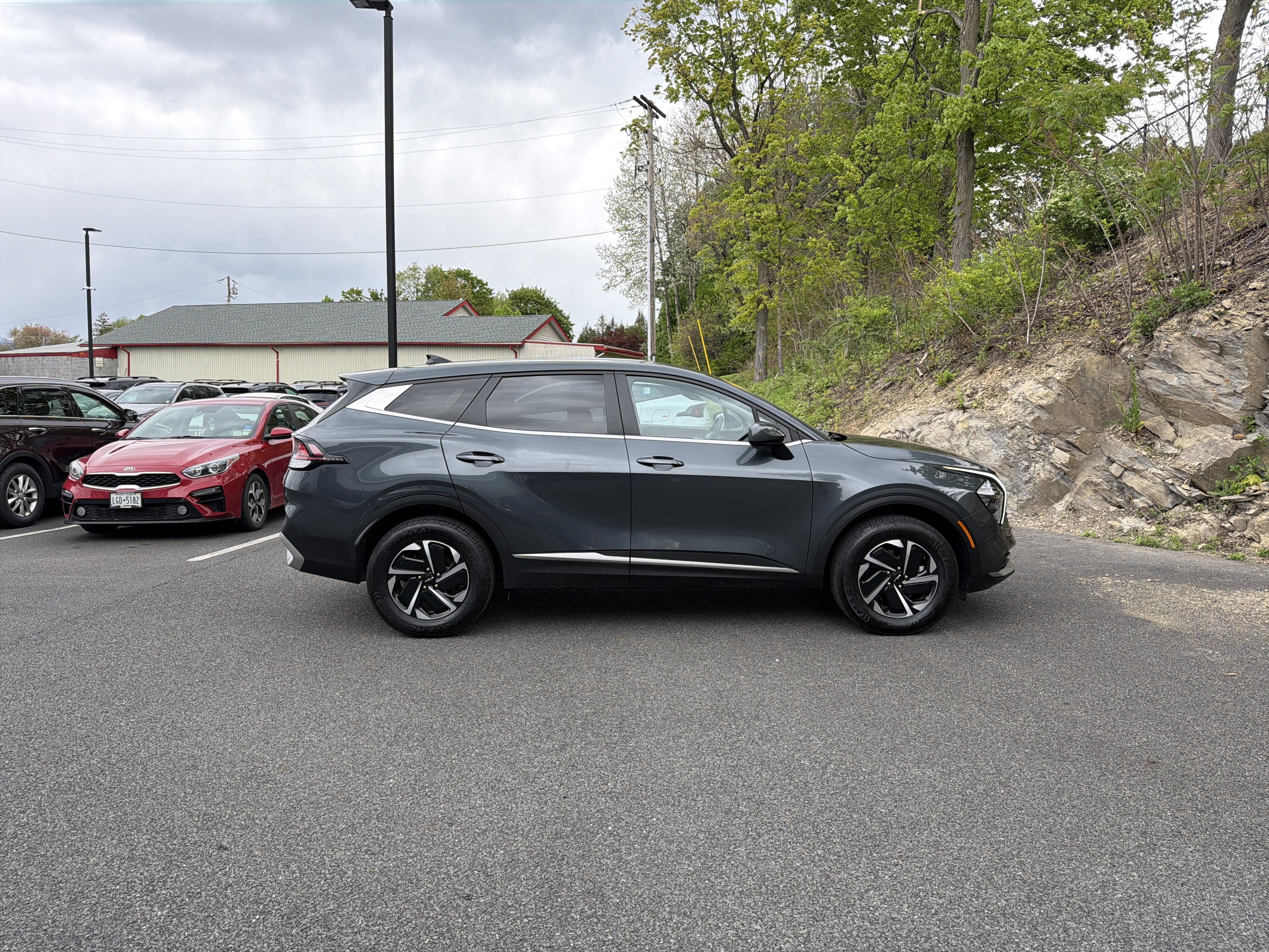 2023 Kia Sportage Hybrid LX