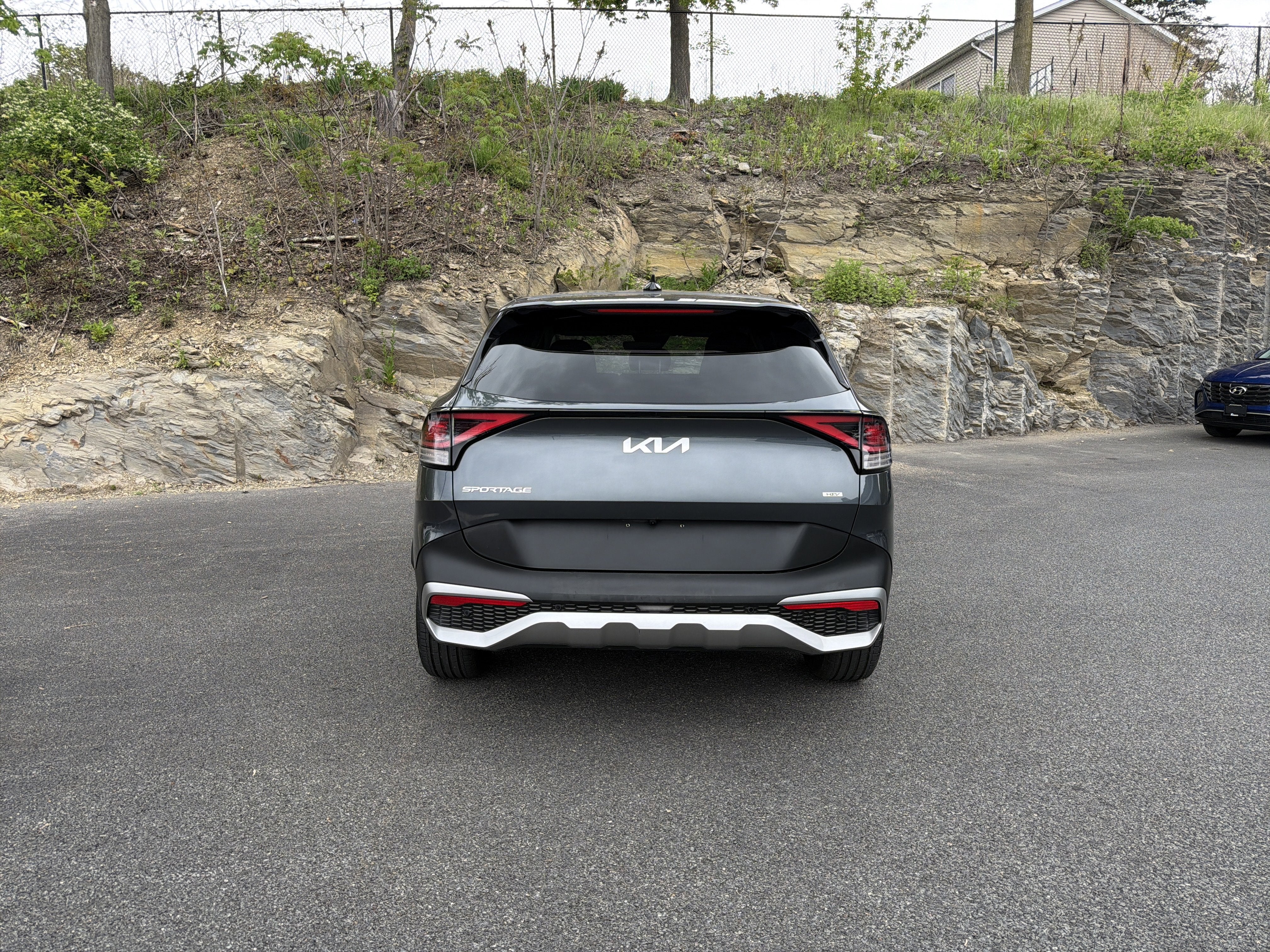 2023 Kia Sportage Hybrid LX