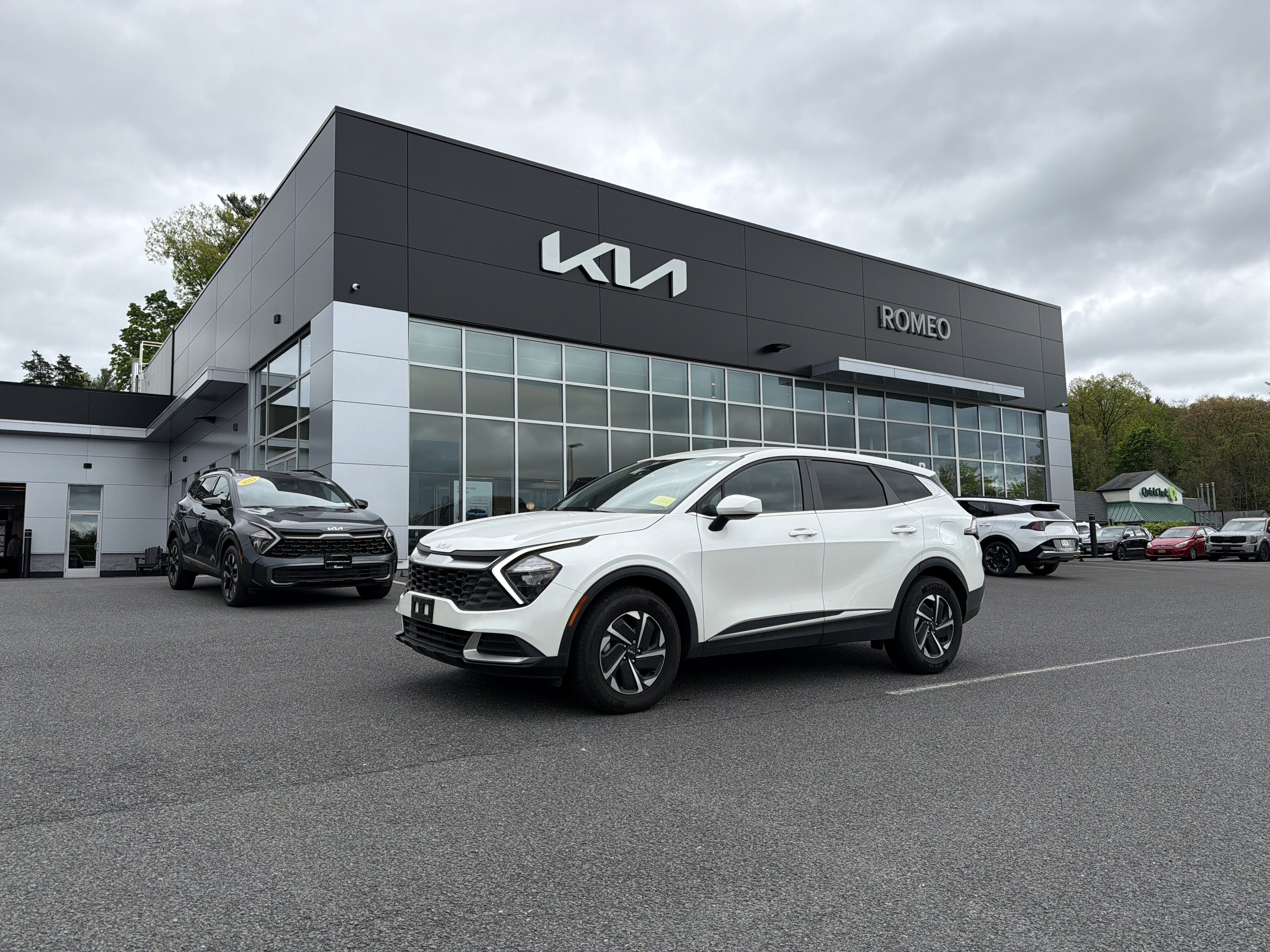 2023 Kia Sportage Hybrid LX