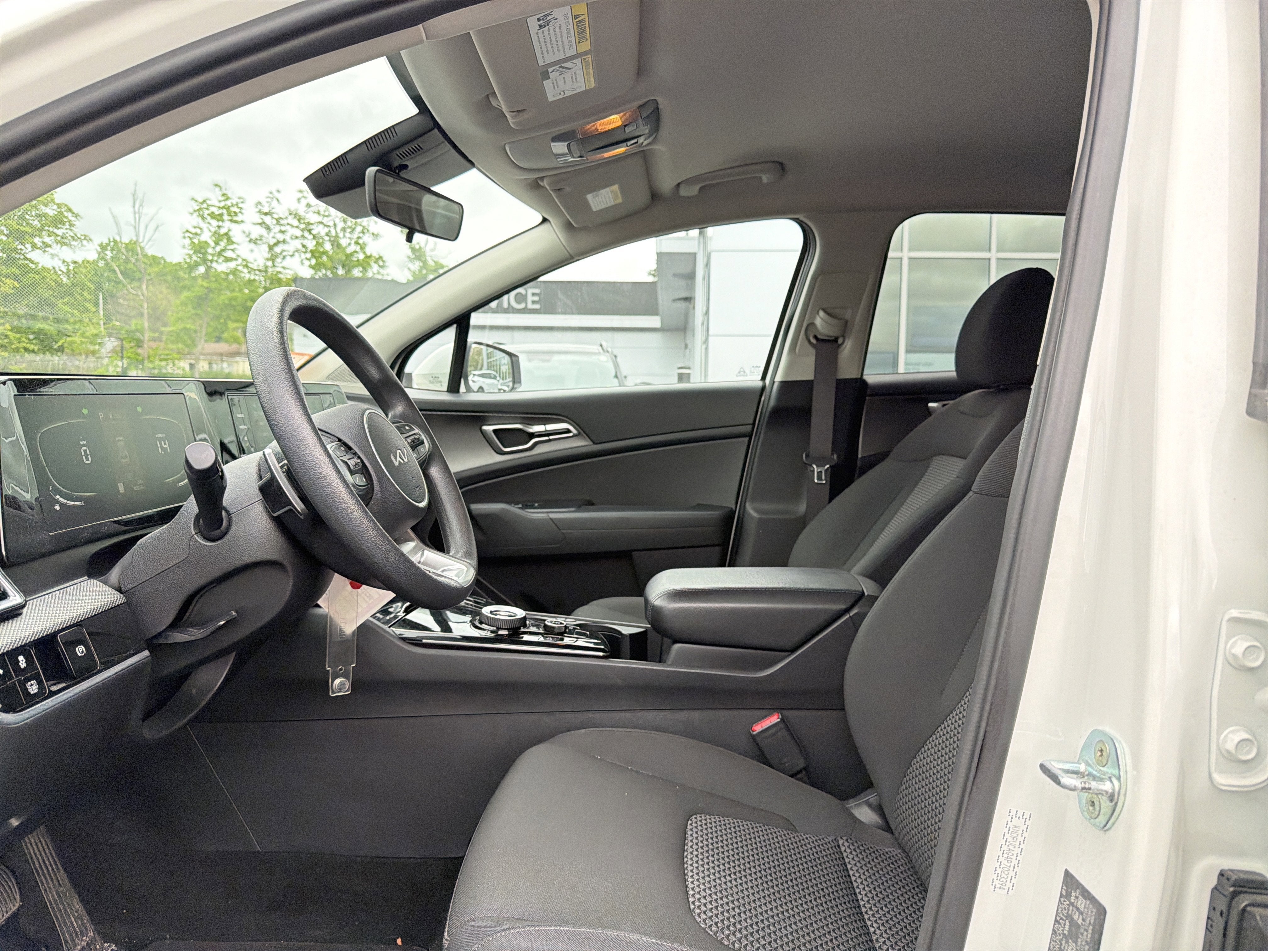 2023 Kia Sportage Hybrid LX