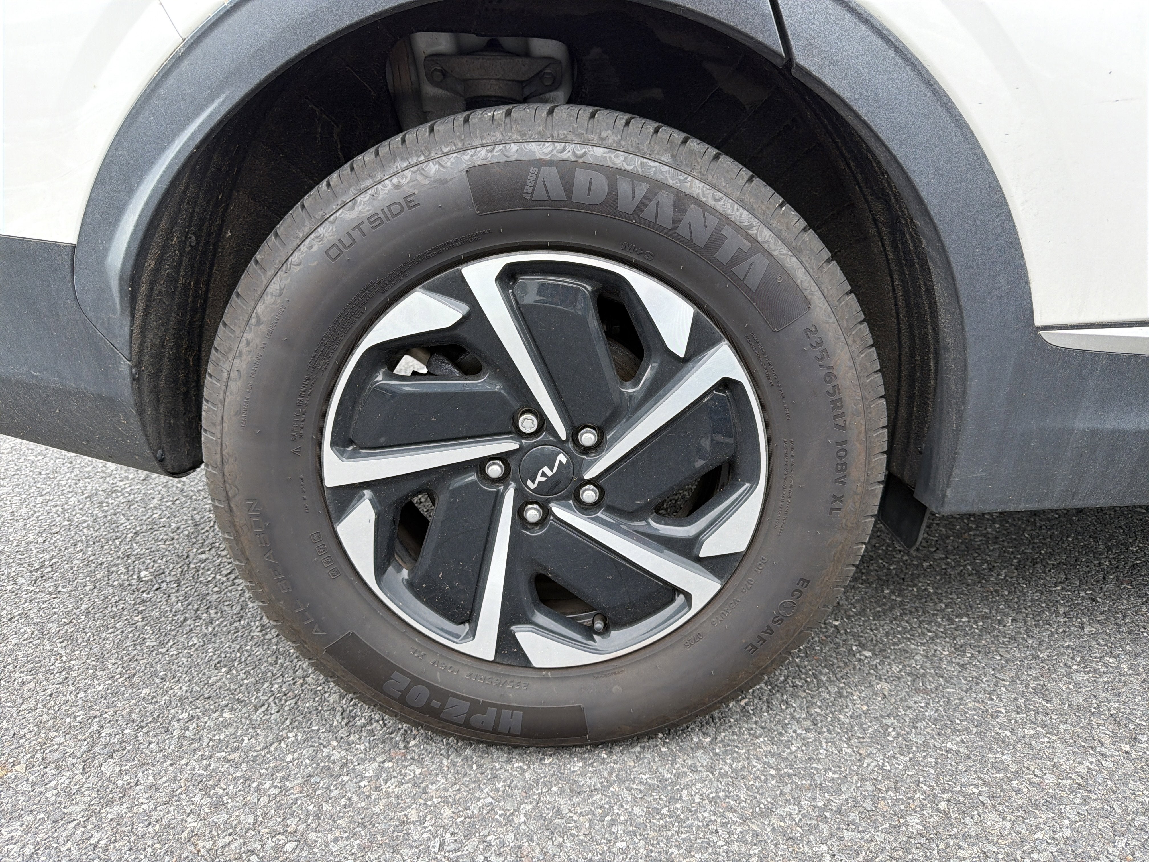 2023 Kia Sportage Hybrid LX