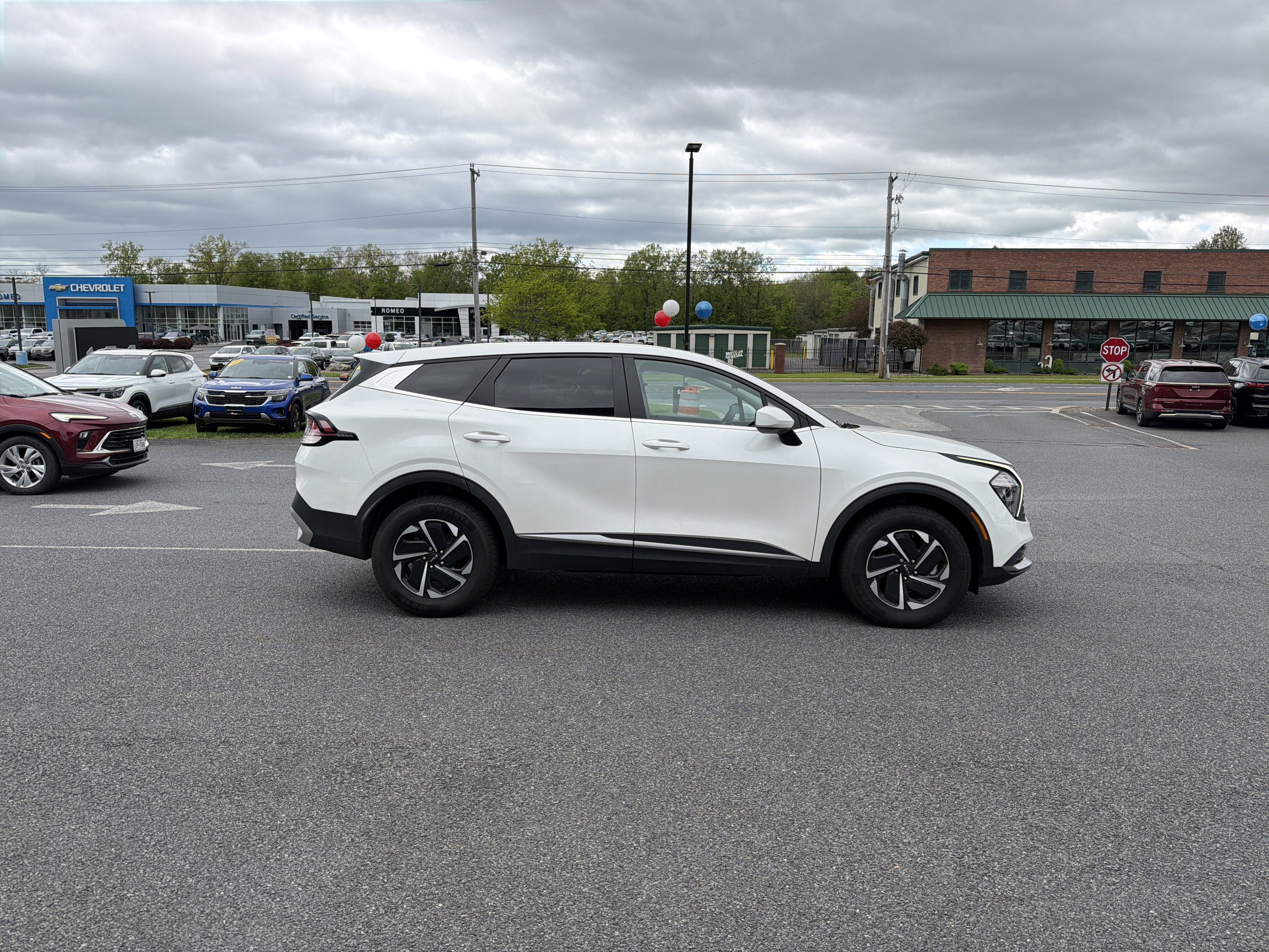 2023 Kia Sportage Hybrid LX