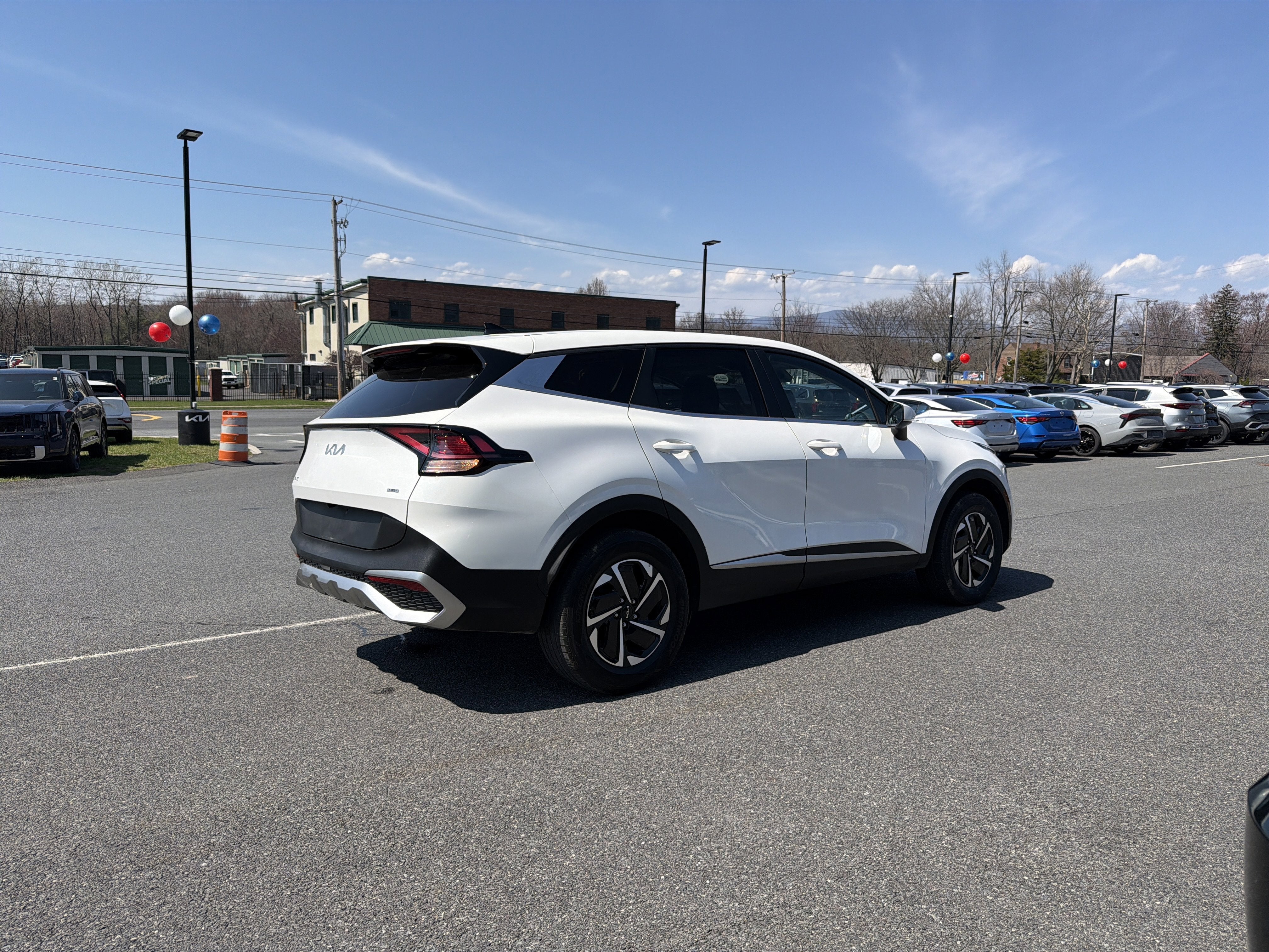 2023 Kia Sportage Hybrid LX