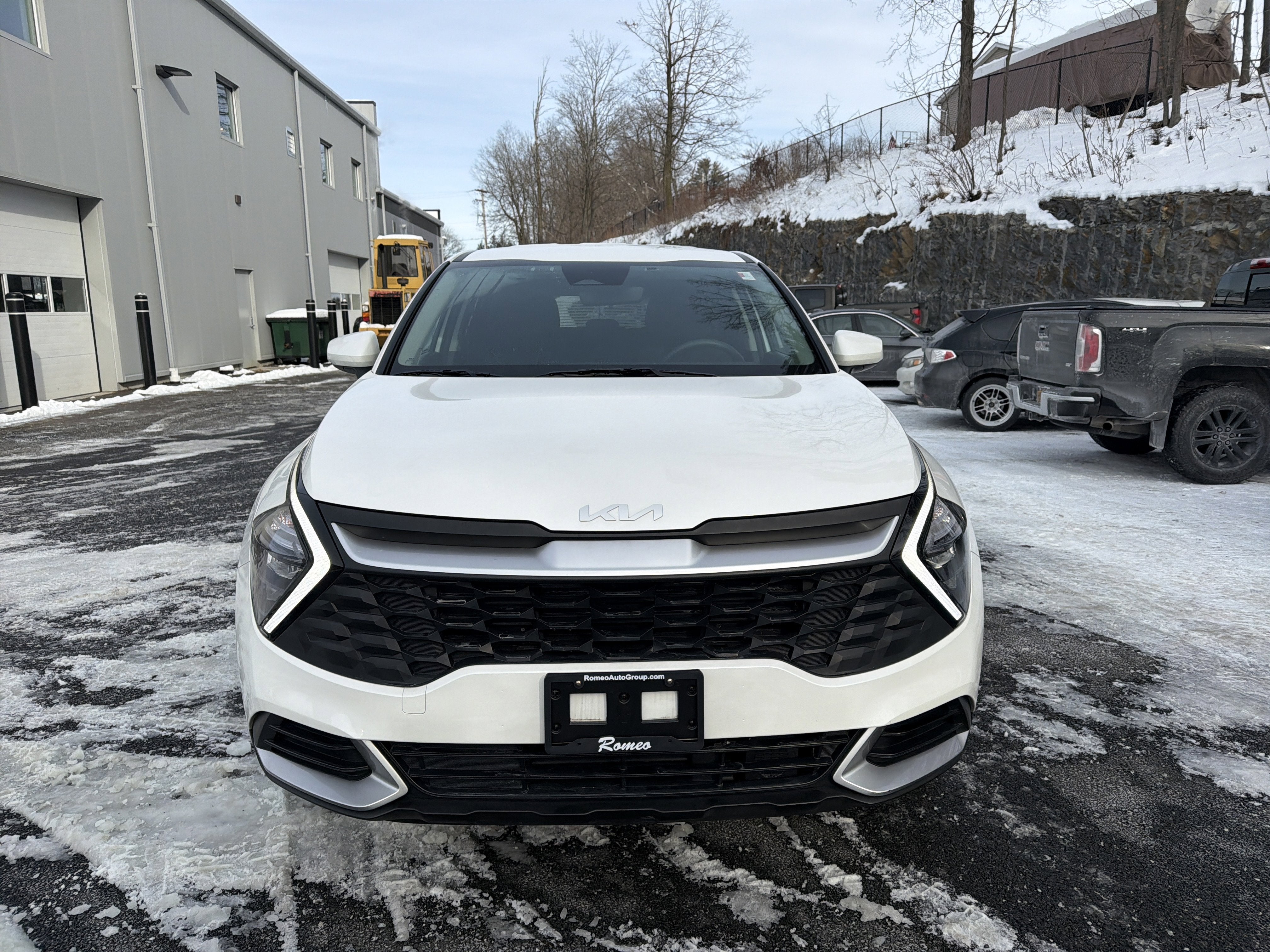 2023 Kia Sportage Hybrid LX