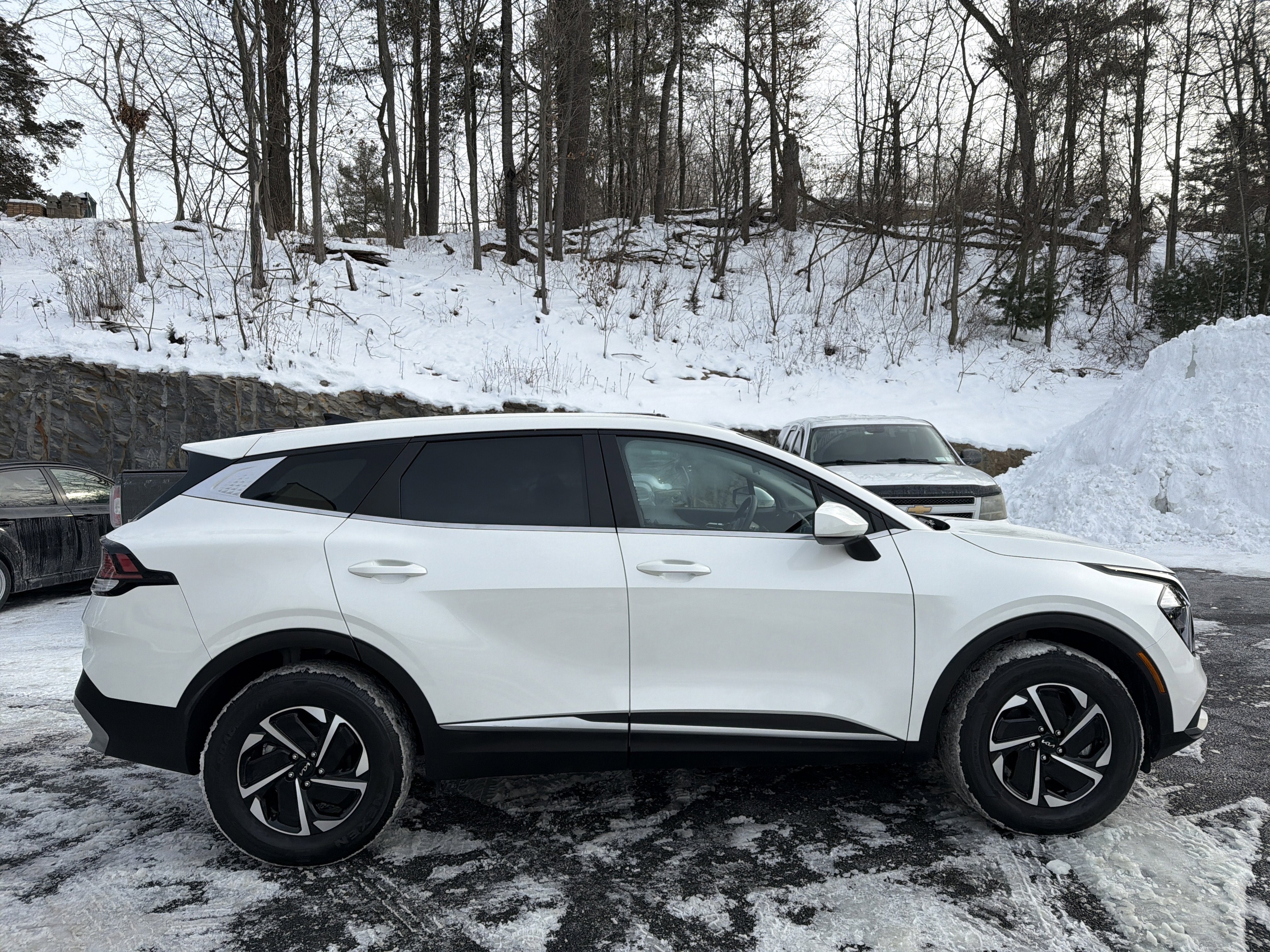 2023 Kia Sportage Hybrid LX