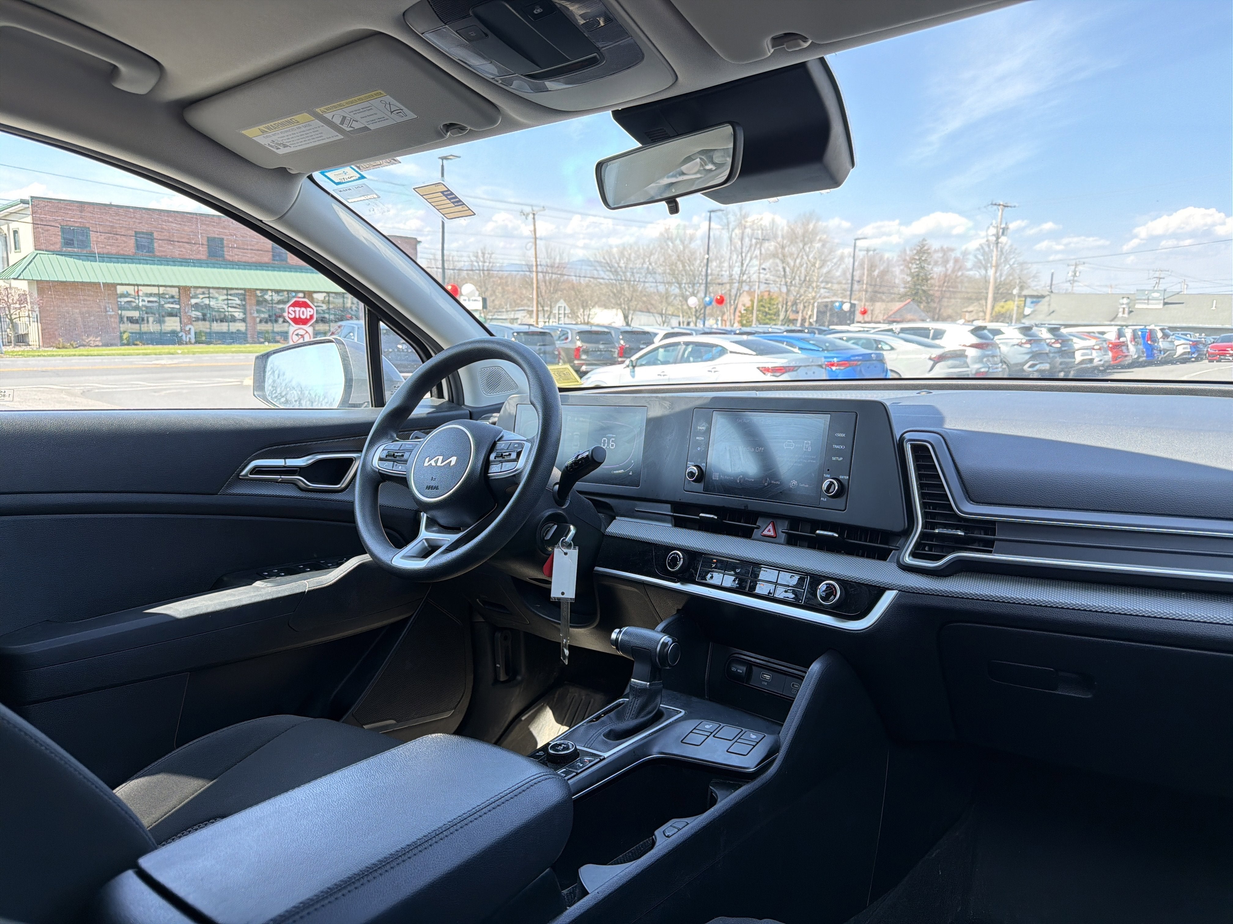 2024 Kia Sportage LX