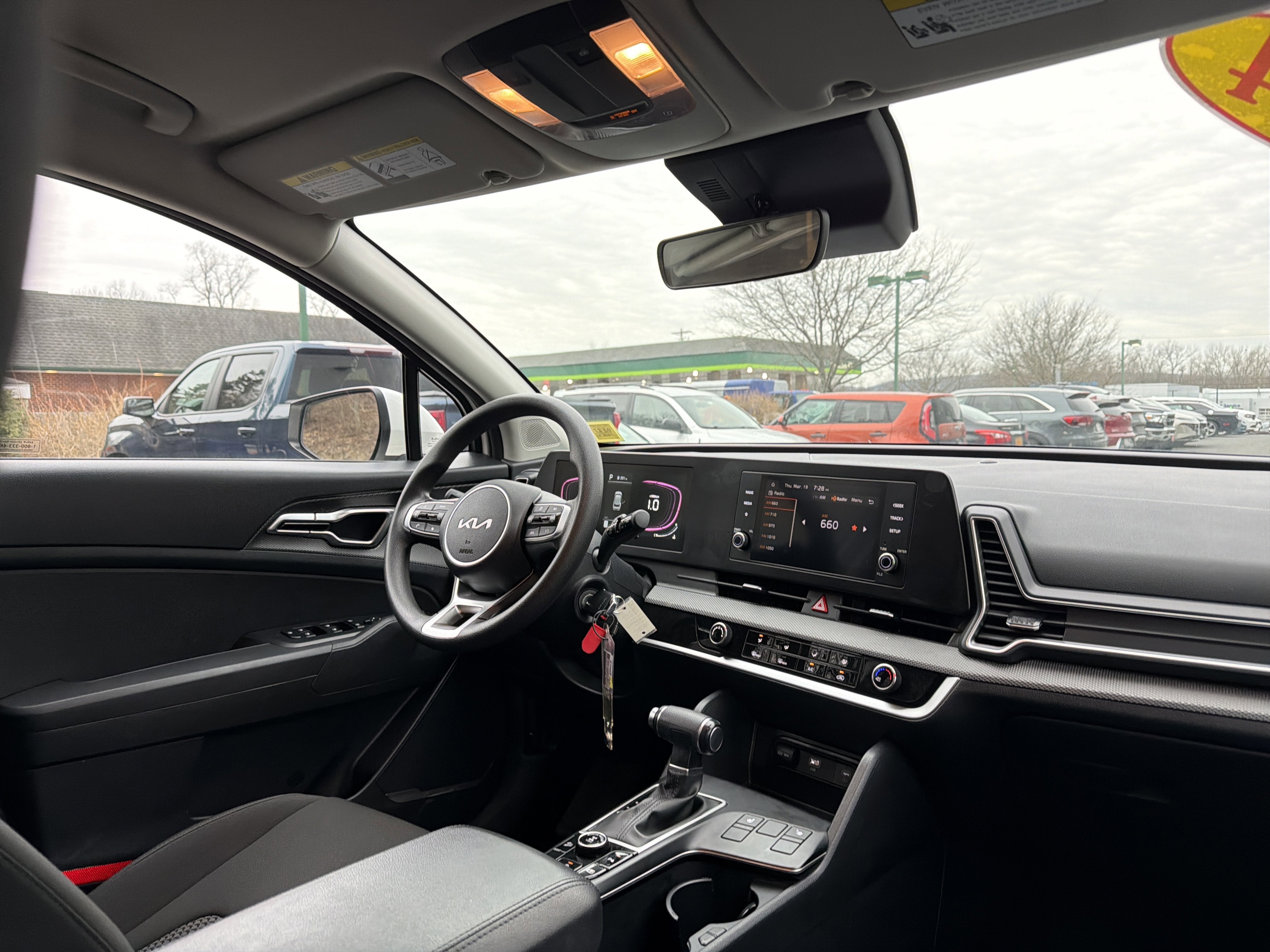 2024 Kia Sportage LX