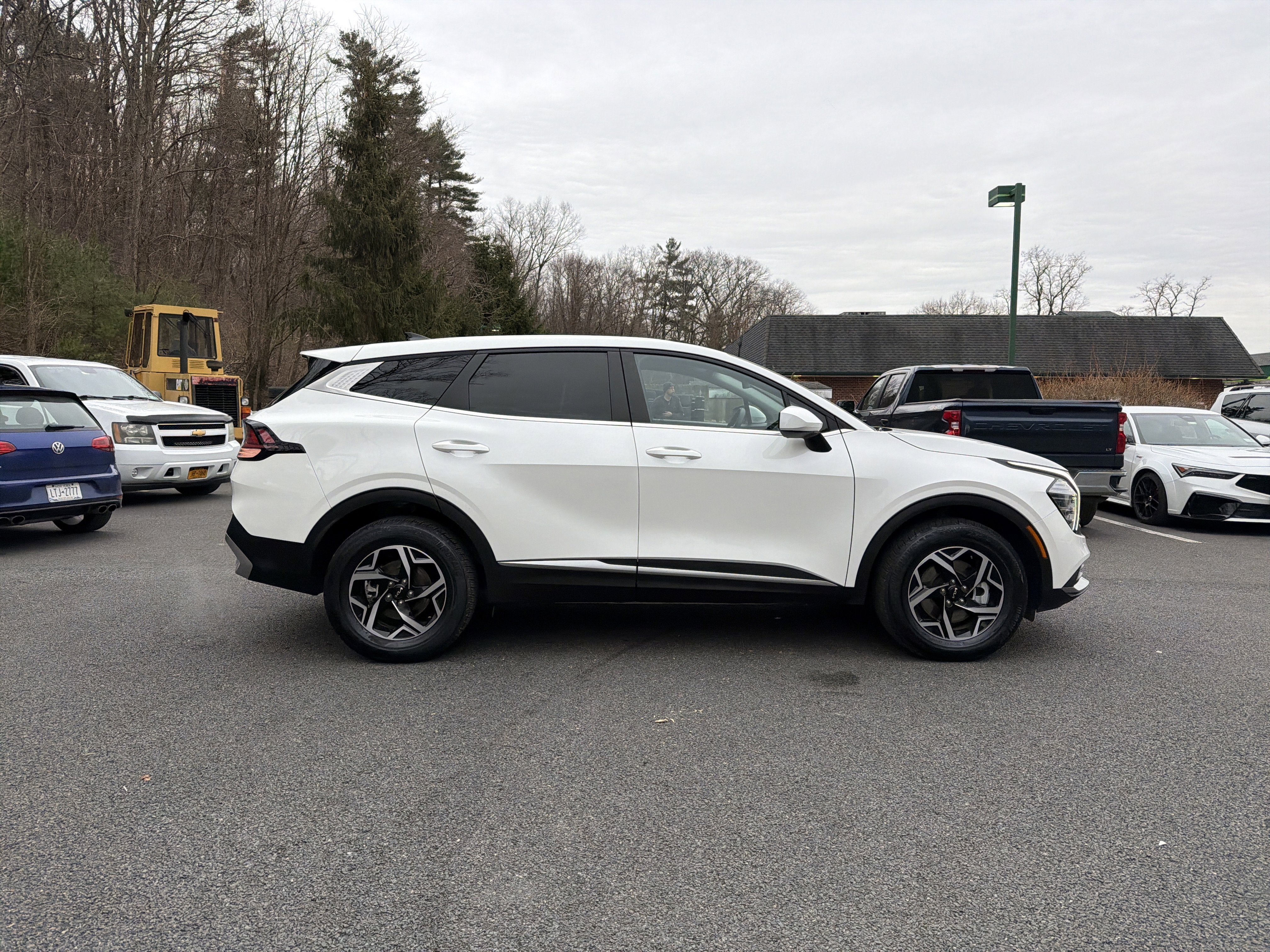 2024 Kia Sportage LX