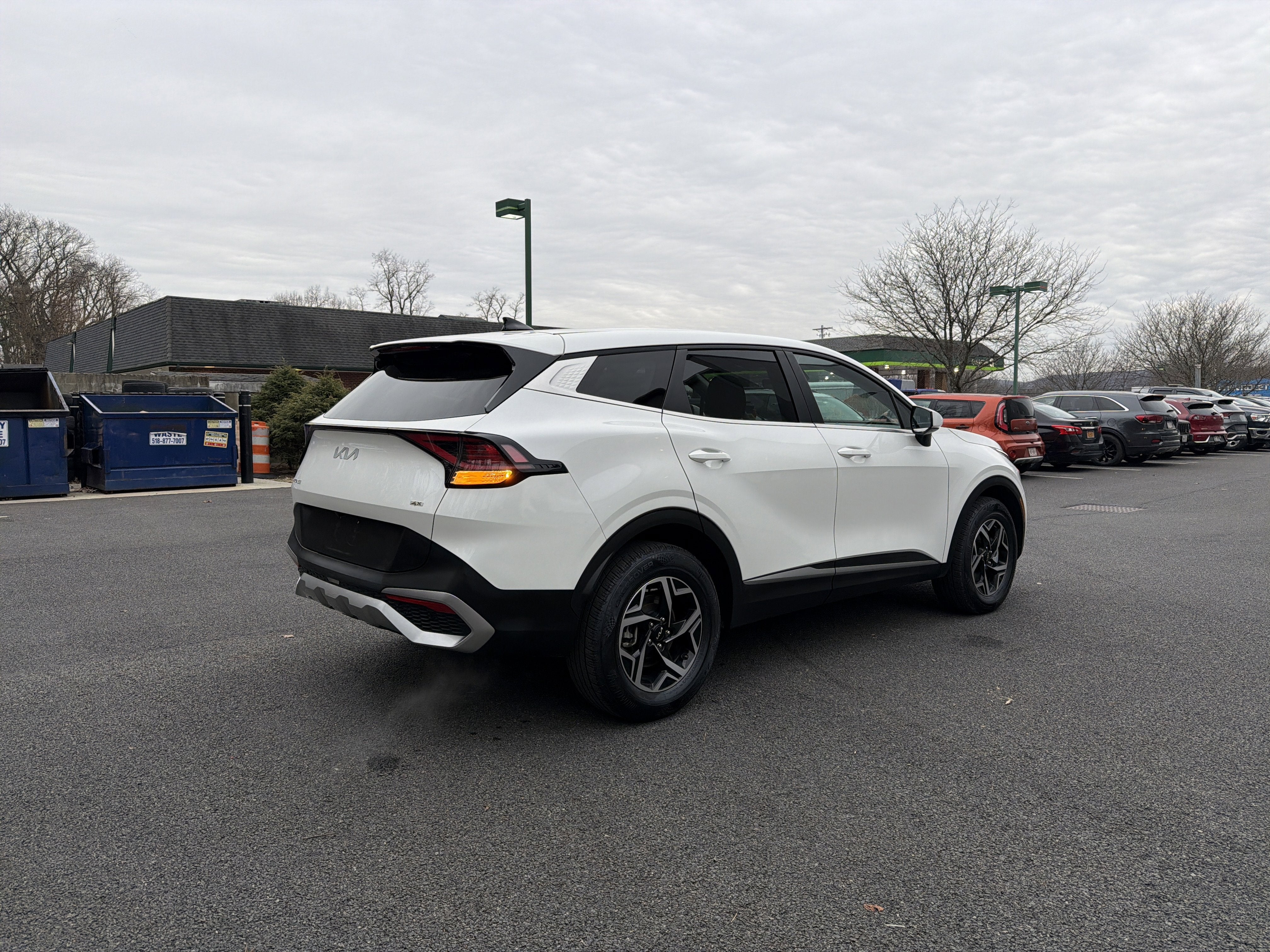 2024 Kia Sportage LX