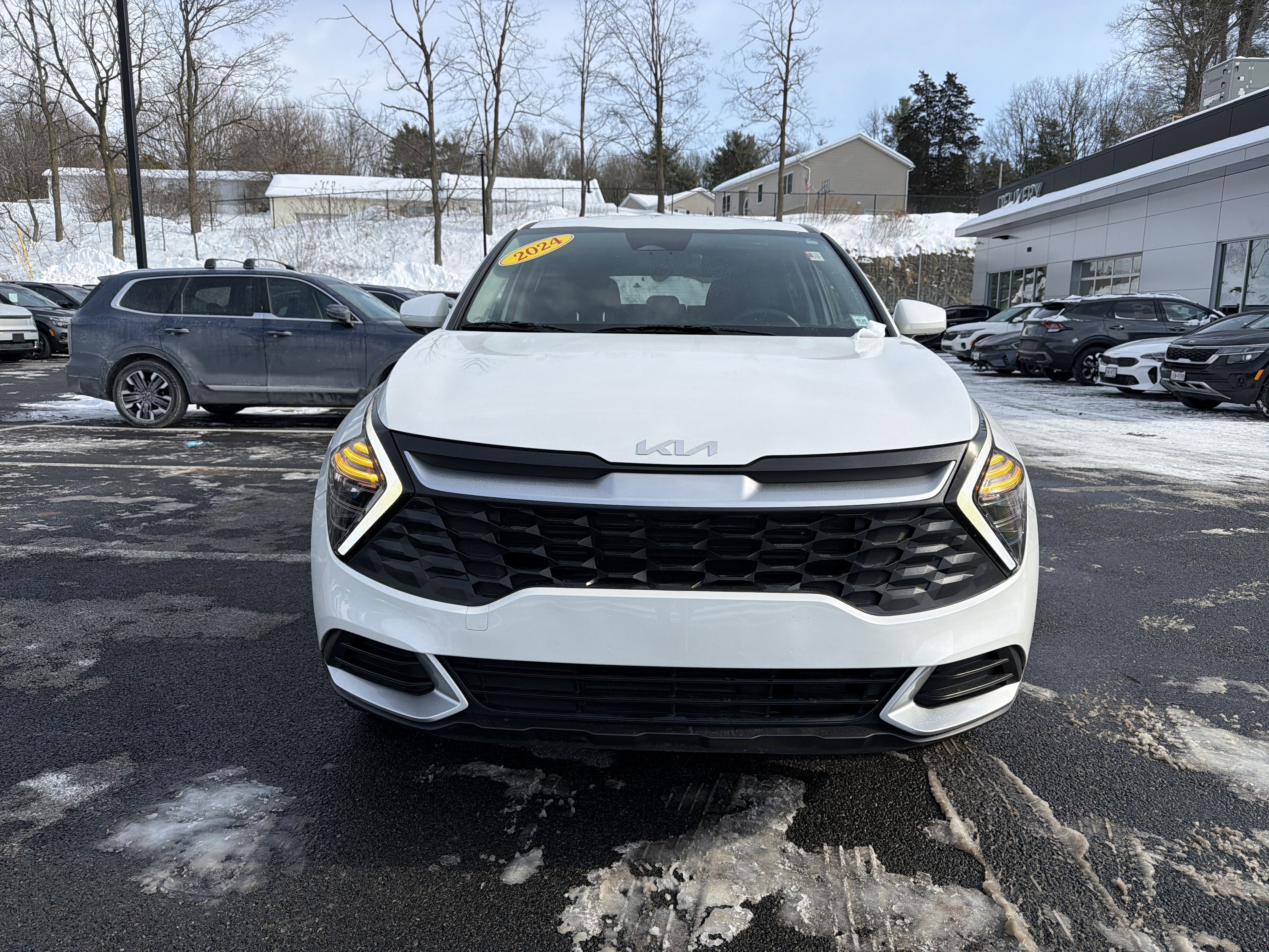 2024 Kia Sportage Hybrid LX