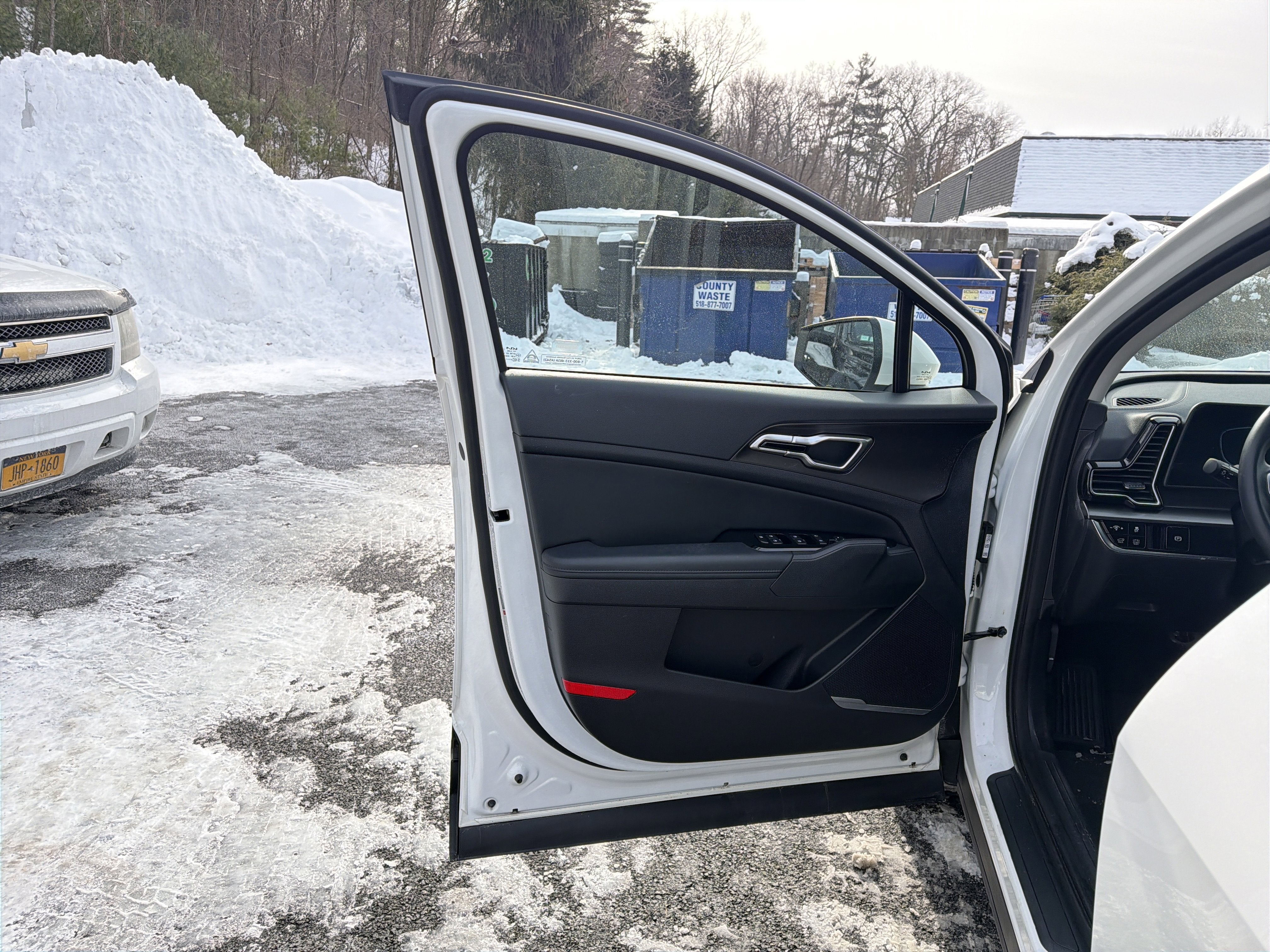 2025 Kia Sportage Hybrid EX