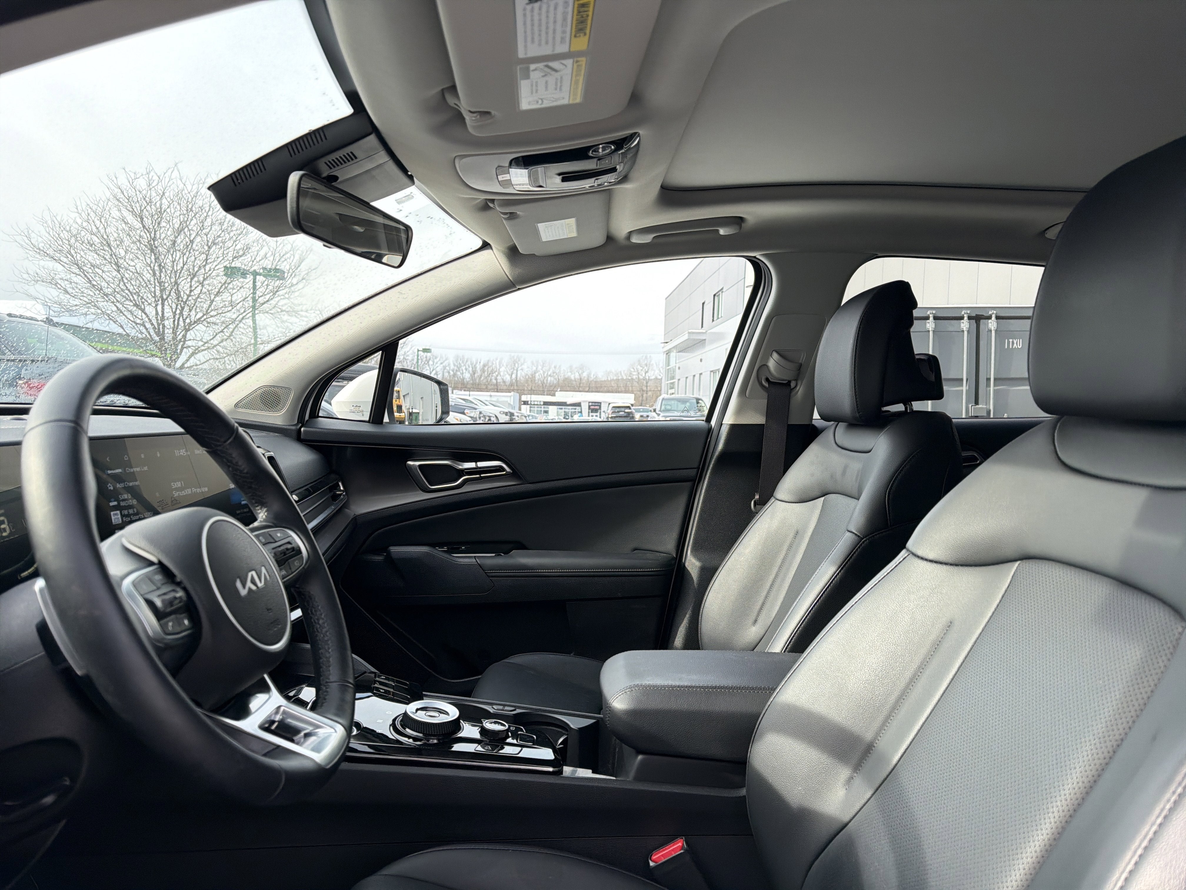 2025 Kia Sportage Hybrid EX