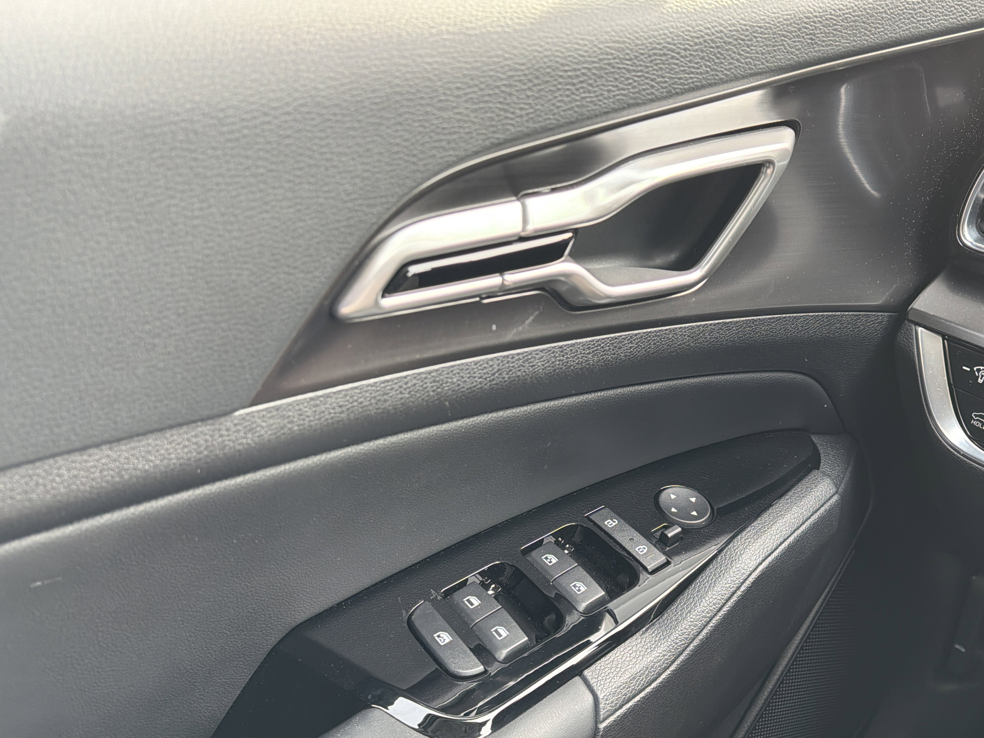 2025 Kia Sportage Hybrid EX