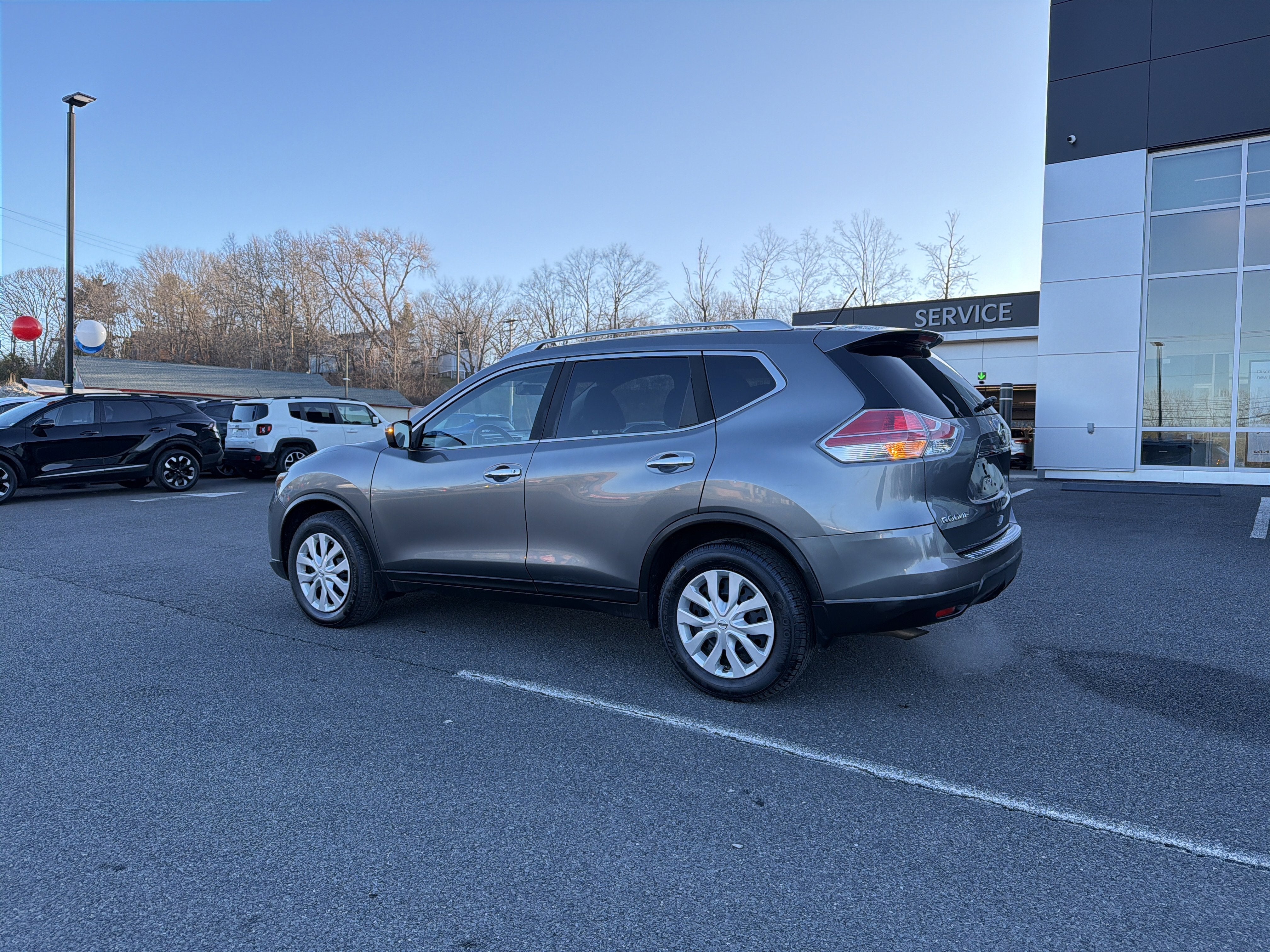 2016 Nissan Rogue S