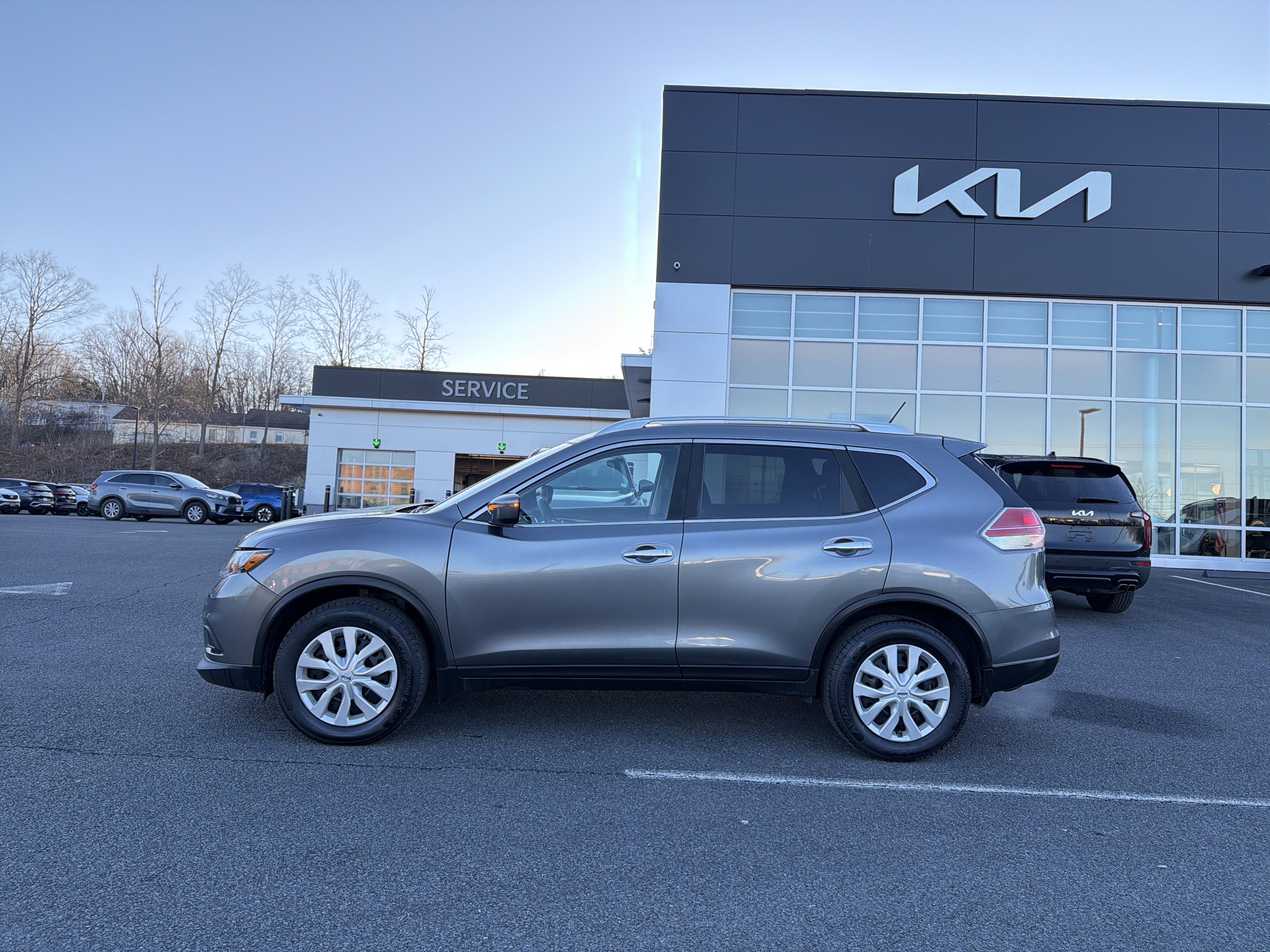 2016 Nissan Rogue S