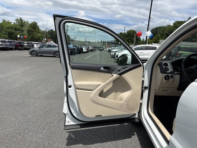 2017 Volkswagen Tiguan 2.0T Wolfsburg Edition