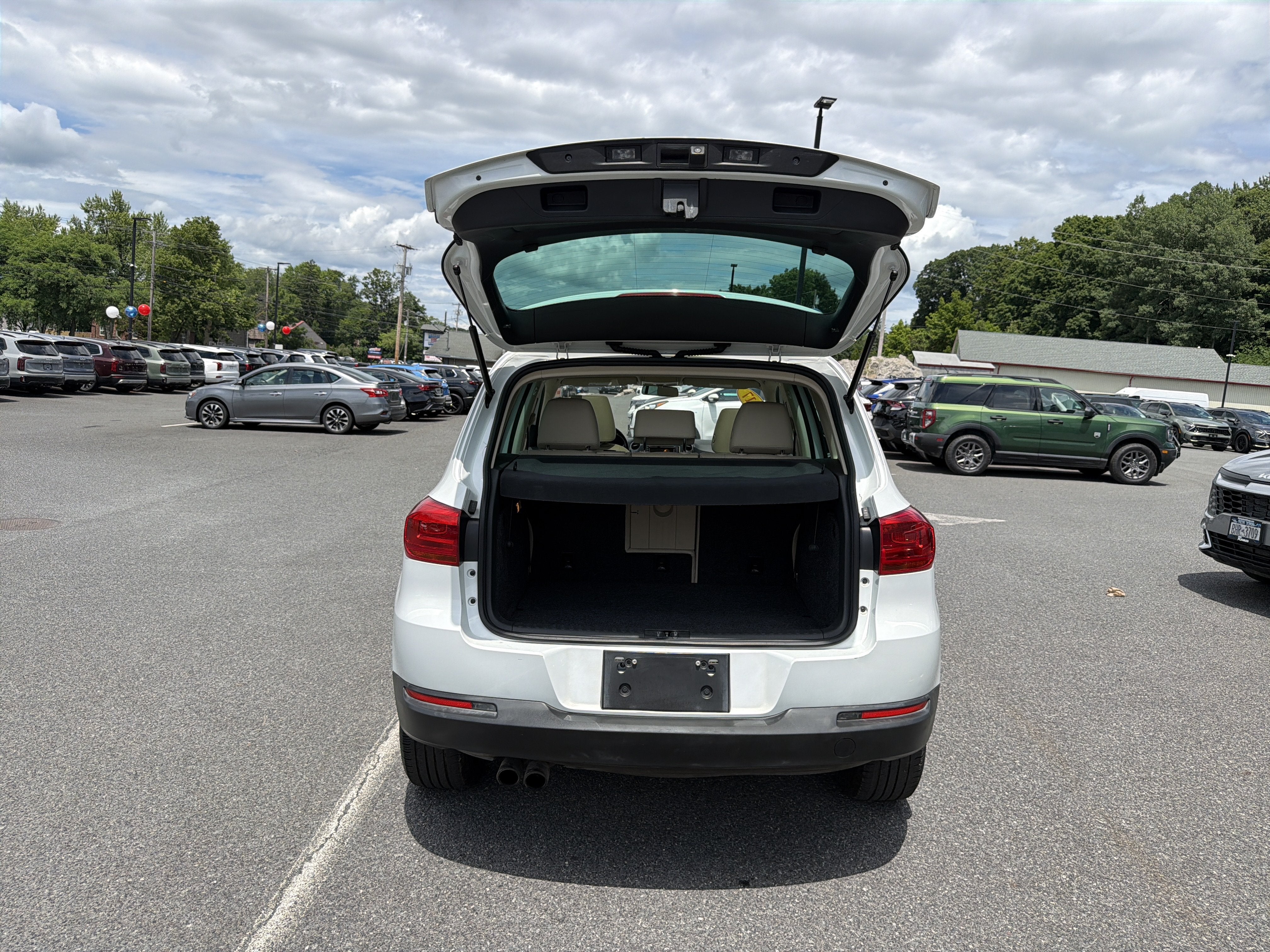 2017 Volkswagen Tiguan 2.0T Wolfsburg Edition