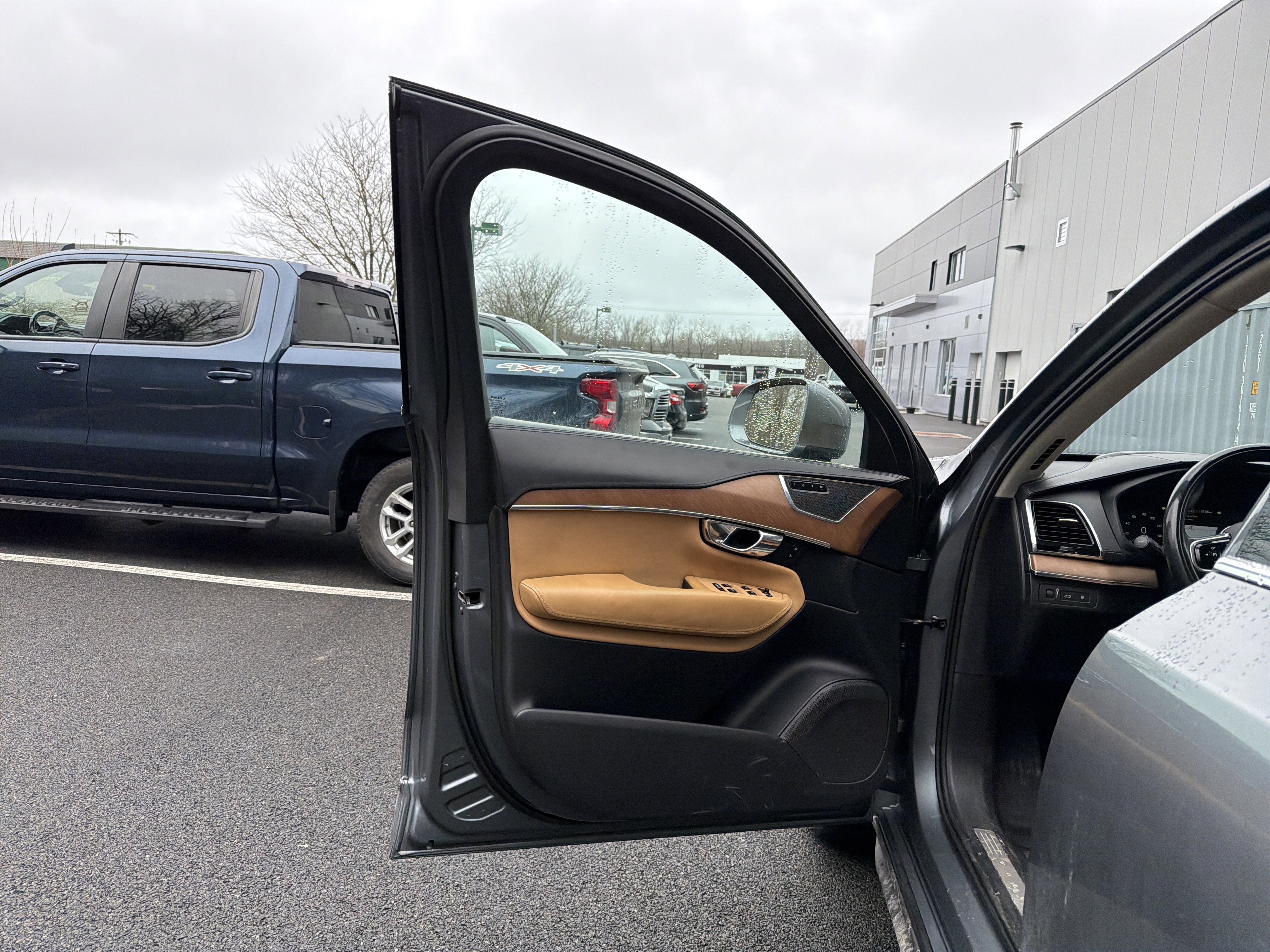 2016 Volvo XC90 Hybrid T8 Inscription