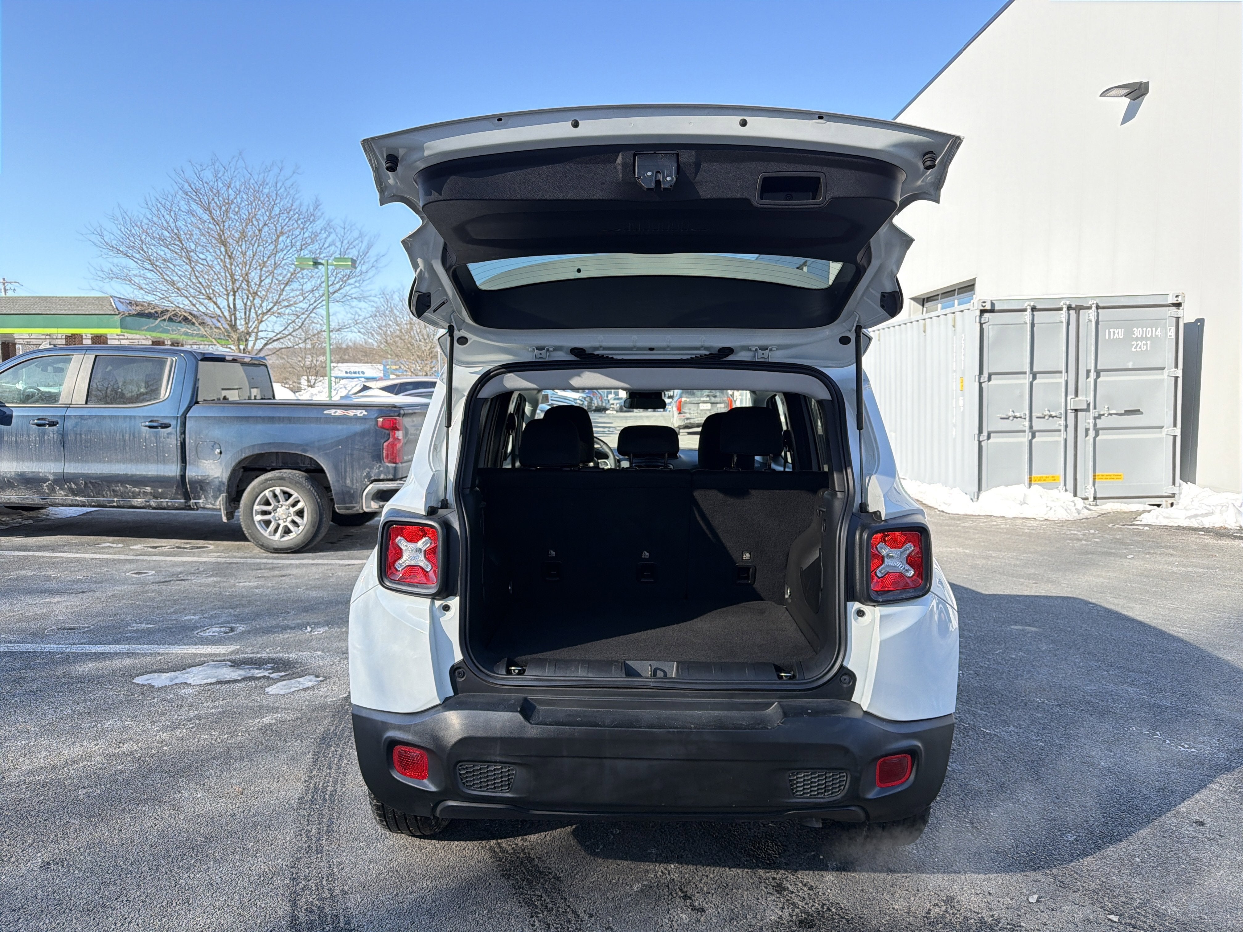 2023 Jeep Renegade Latitude