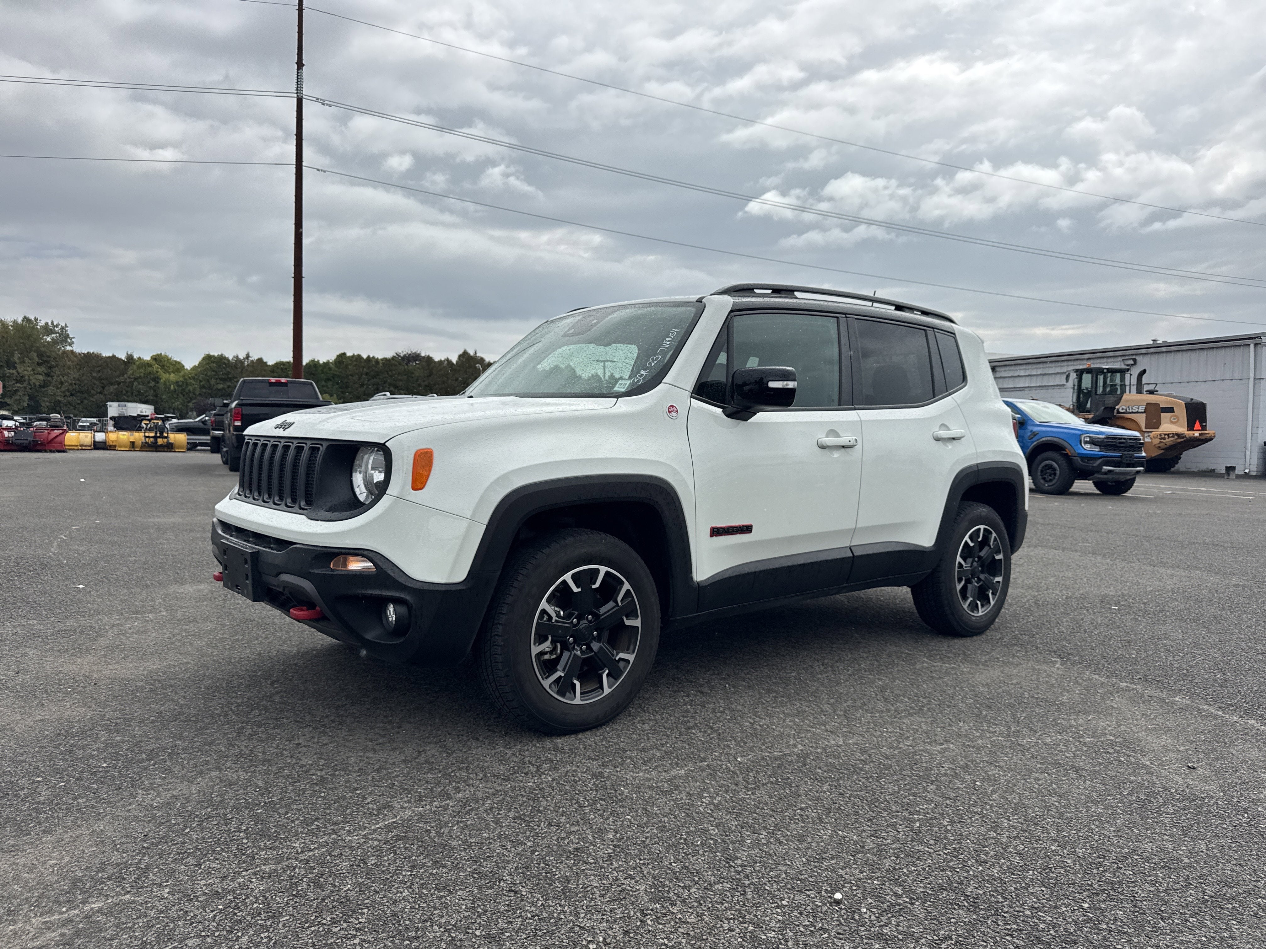 2023 Jeep Renegade Trailhawk