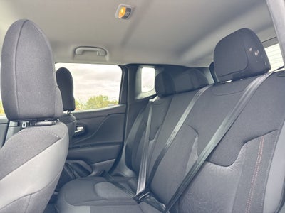 2023 Jeep Renegade Trailhawk