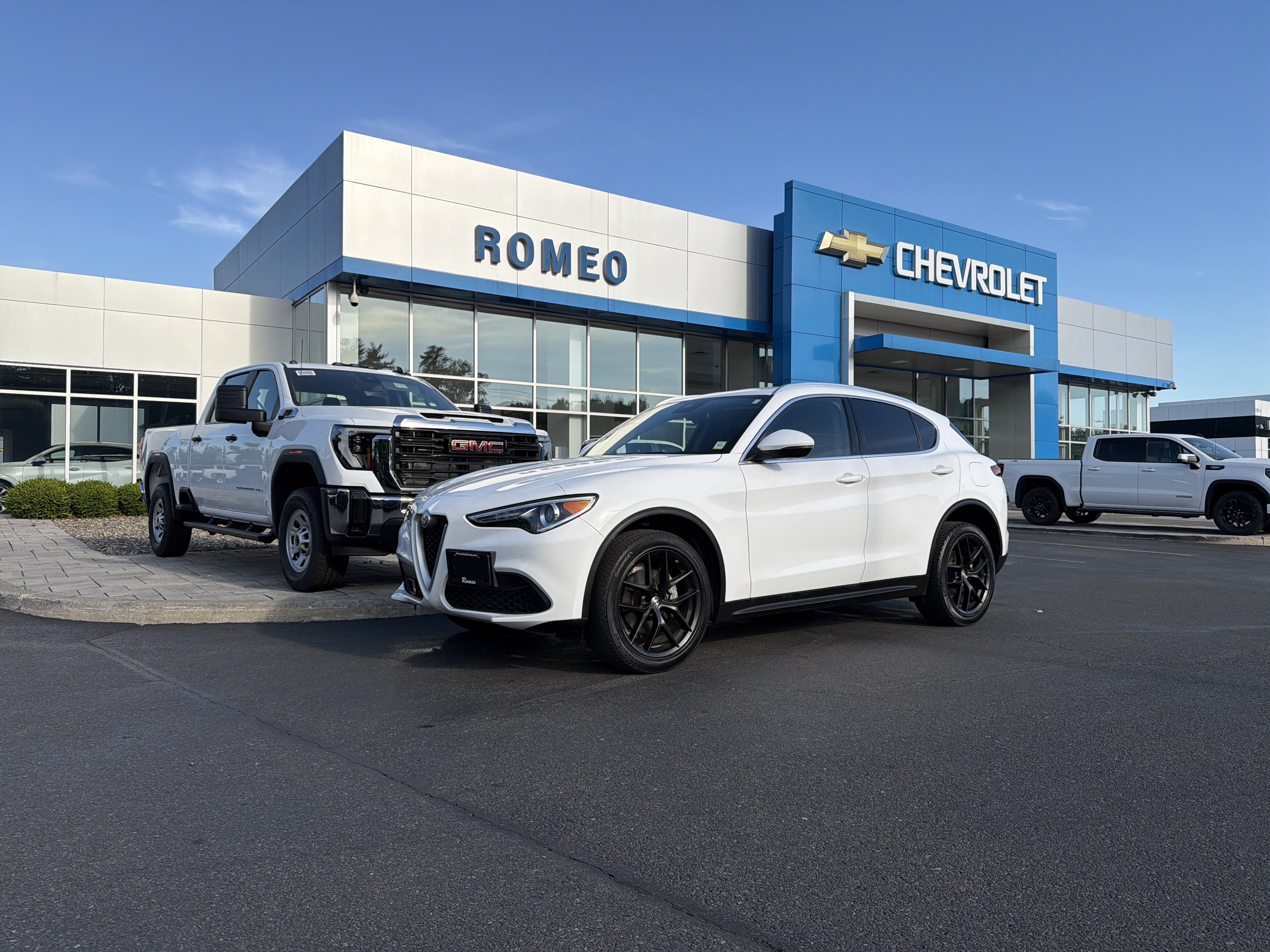 2020 Alfa Romeo Stelvio Base