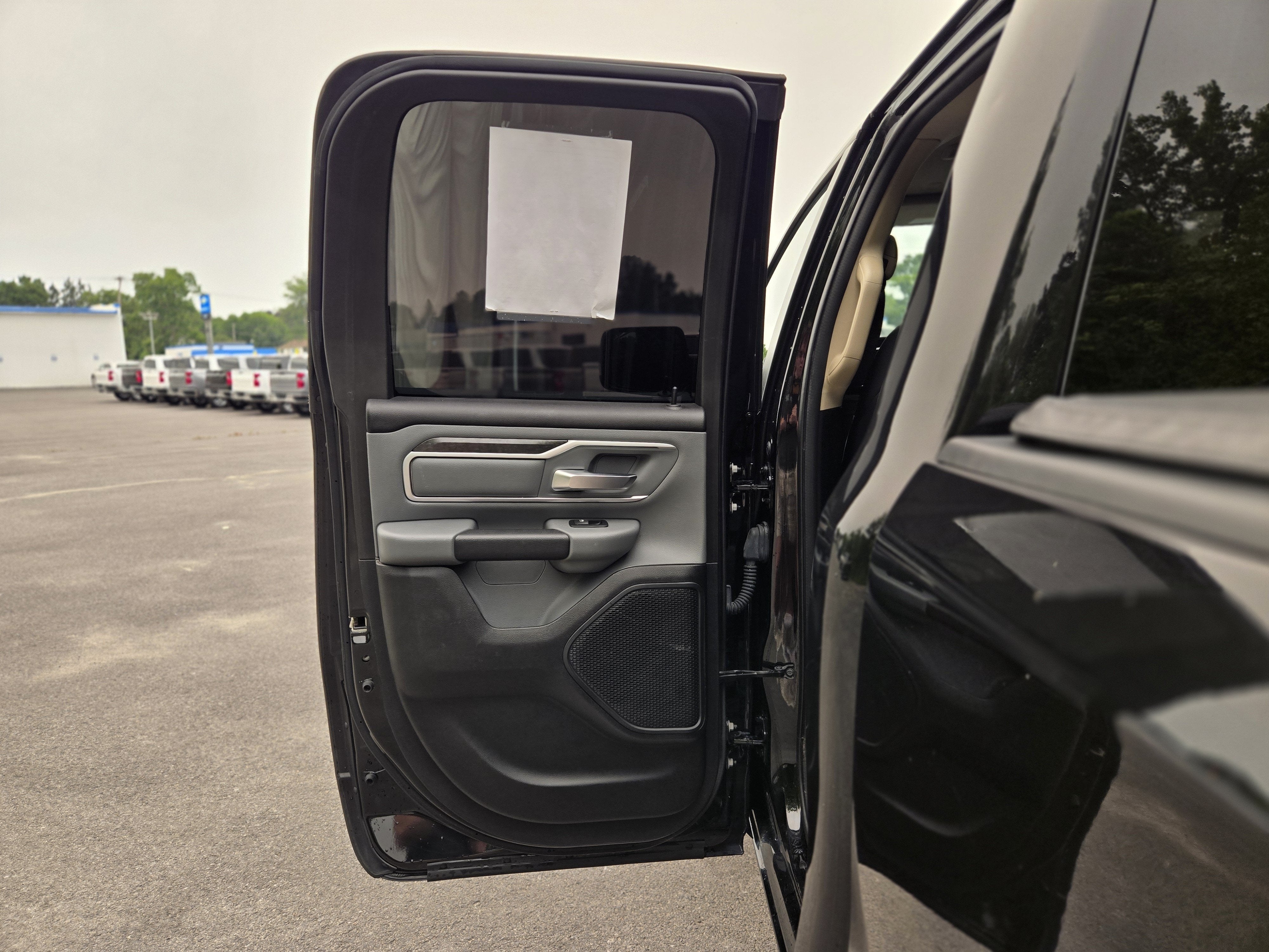 2020 RAM 1500 Big Horn Quad Cab 4x4 6'4" Box