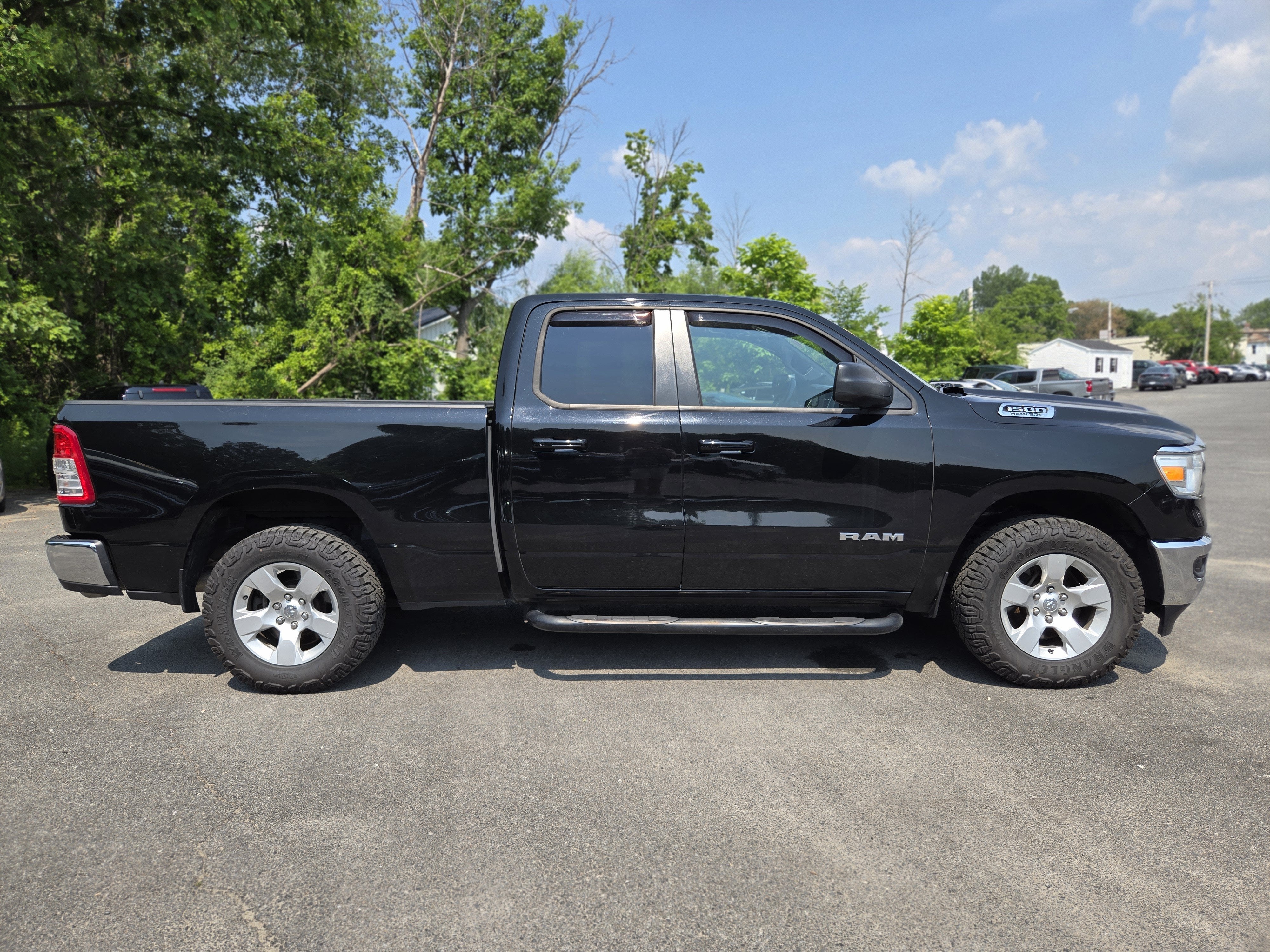 2021 RAM 1500 Big Horn Quad Cab 4x4 6'4" Box