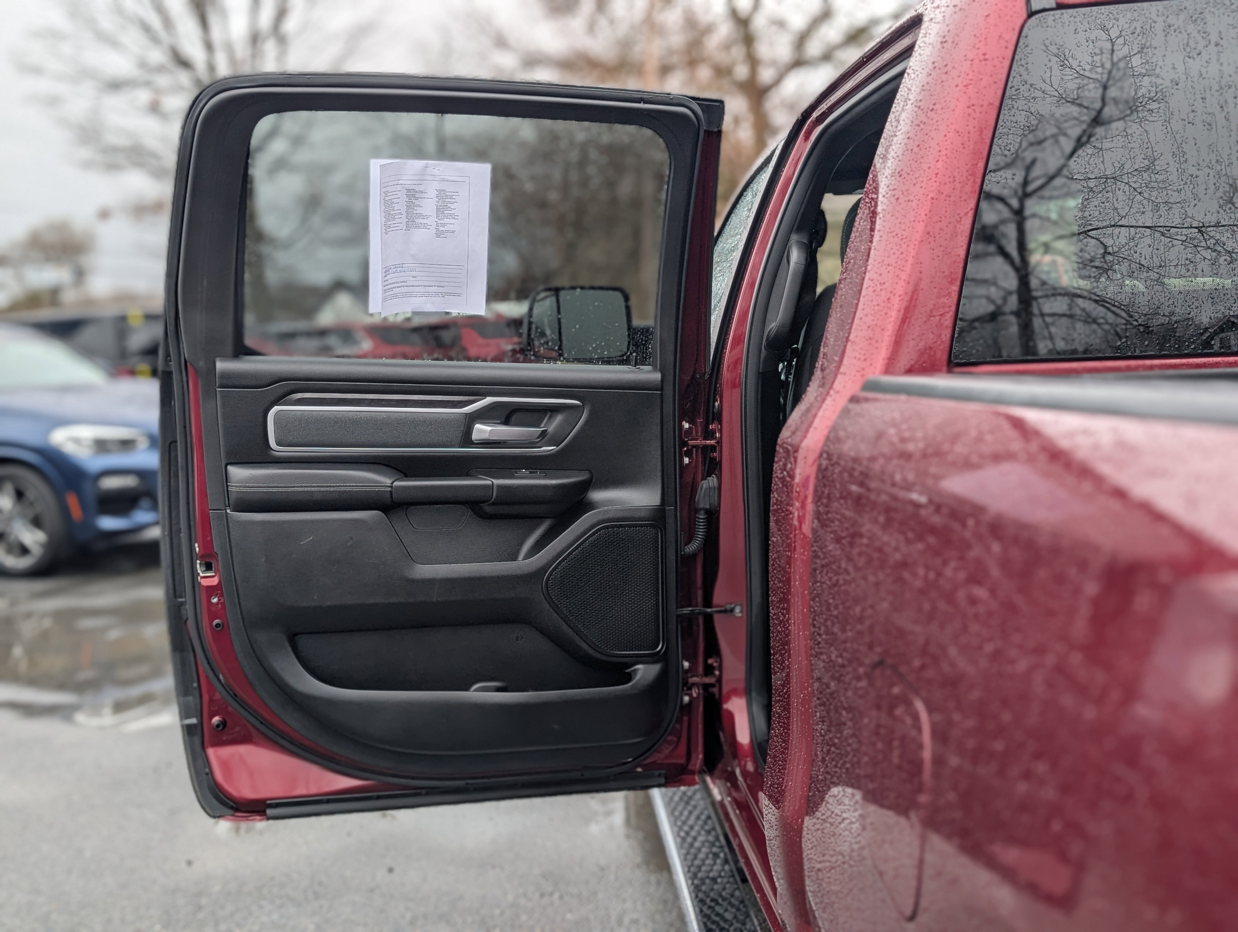 2022 RAM 1500 Big Horn Crew Cab 4x4 6'4" Box