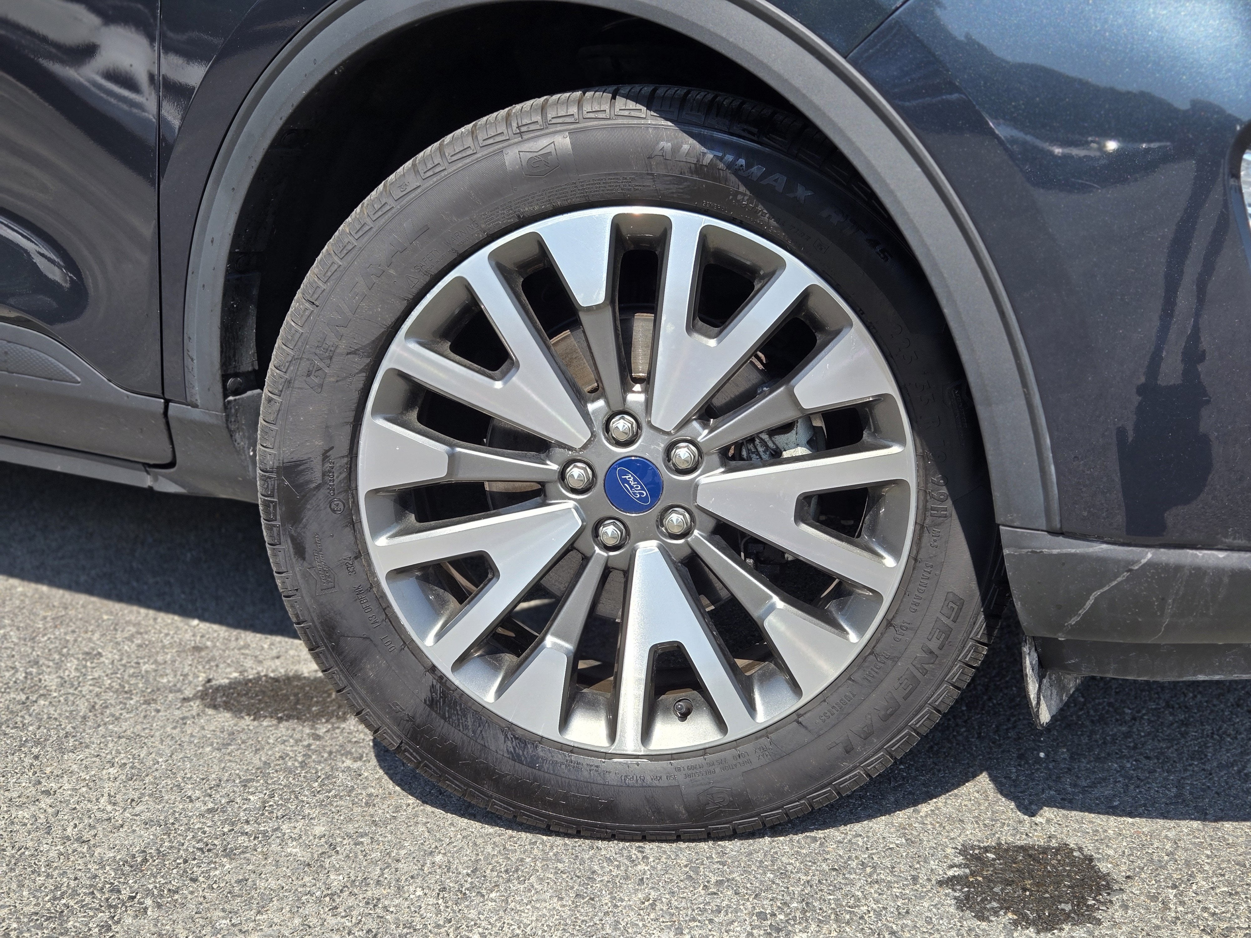 2022 Ford Escape Titanium